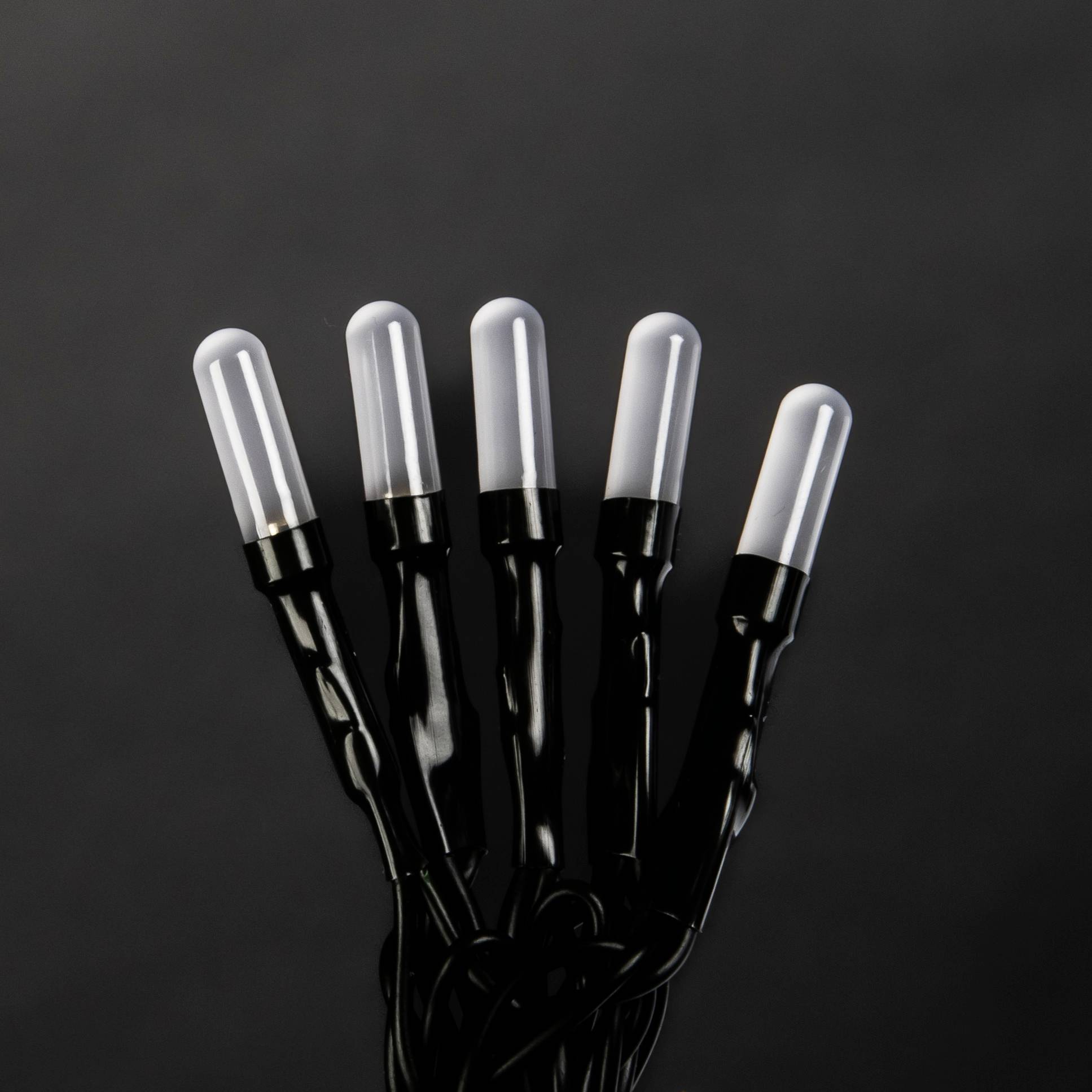 Konstsmide 6347-820 Micro-Lichterkette EEK: G (A - G) netzbetrieben Anzahl Leuchtmittel 50 LED Bernstein Beleuchtete Länge: 4.9m