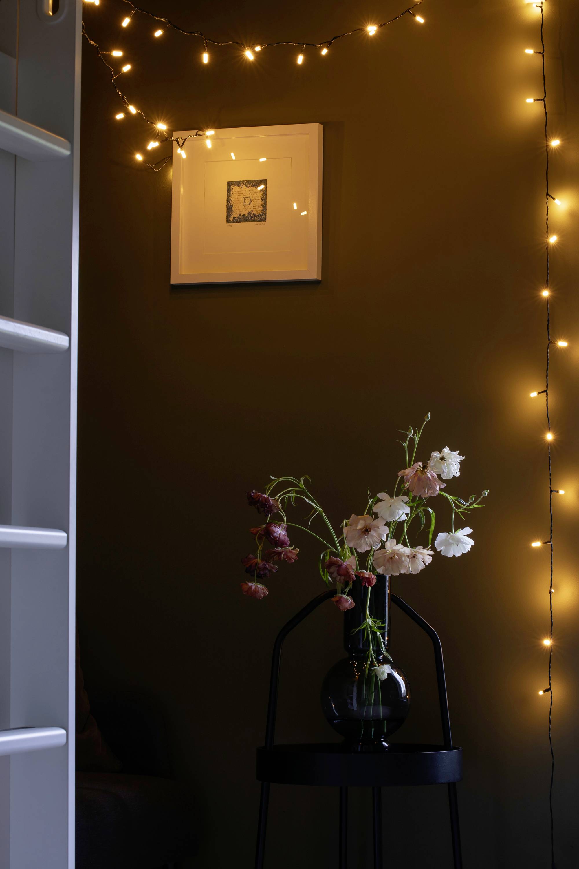 Konstsmide 6347-820 Micro-Lichterkette EEK: G (A - G) netzbetrieben Anzahl Leuchtmittel 50 LED Bernstein Beleuchtete Länge: 4.9m