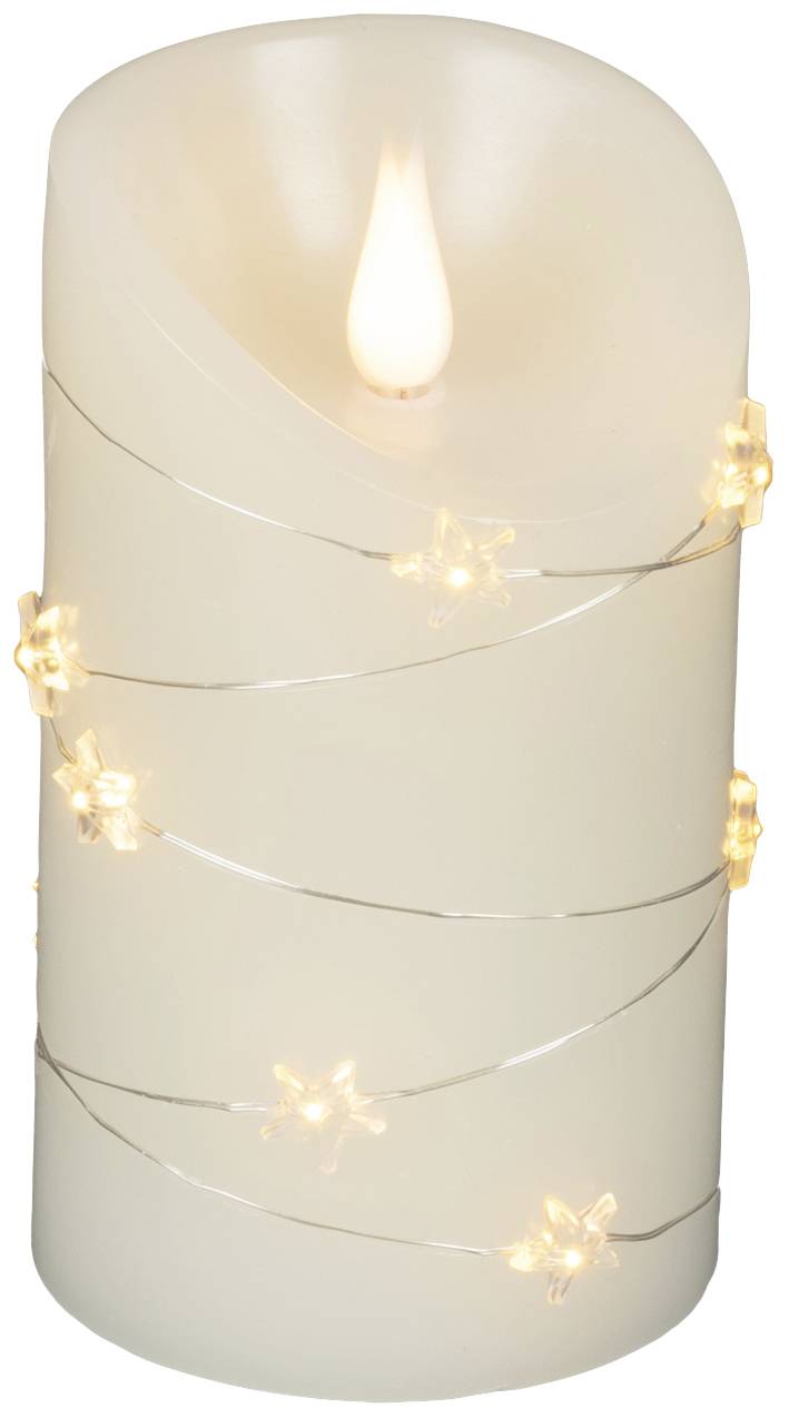 Weiße Kerze mit LED-Glühbirne in Flammenform, umwickelt von einer Lichterkette mit sternförmigen Lämpchen.
