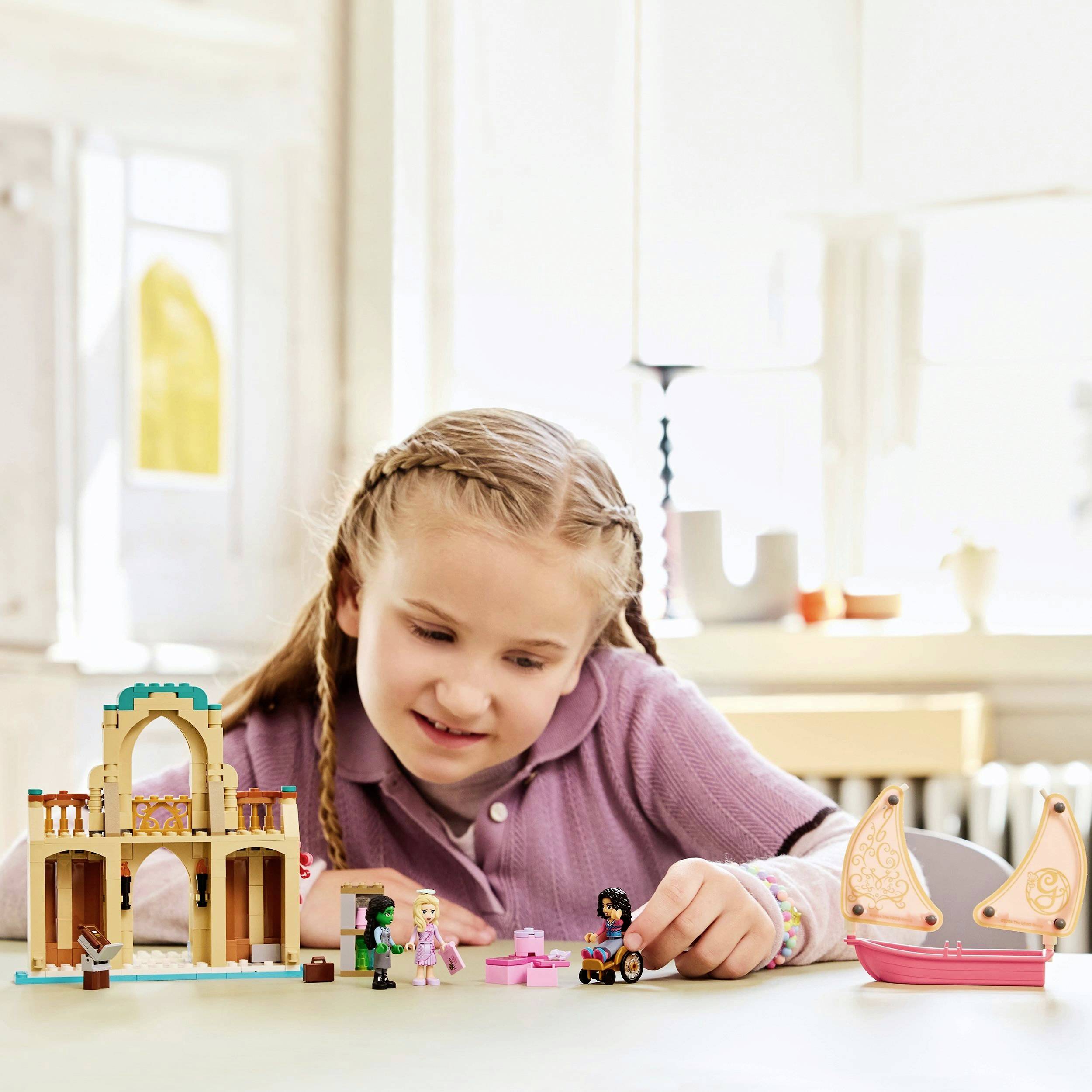 75681 LEGO® Wicked Glinda, Elphaba und Nessarose an der Universität Shiz