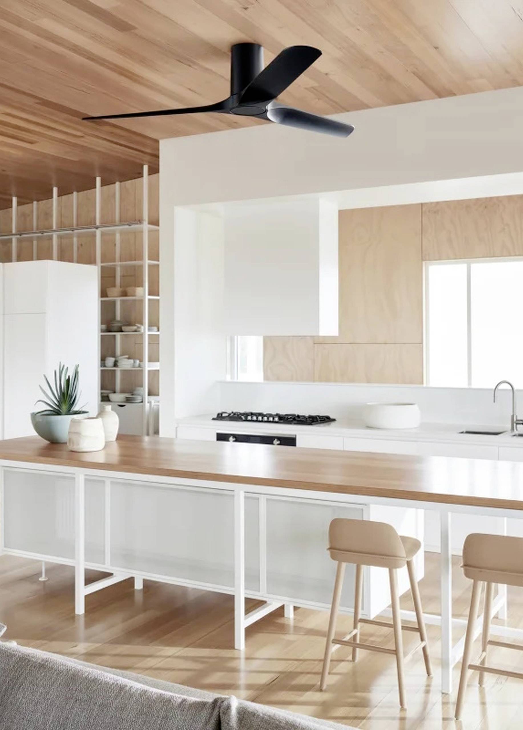 Lucci AIR Londo Deckenventilator 35W (Ø x H) 132cm x 24cm Schwarz mit Fernbedienung