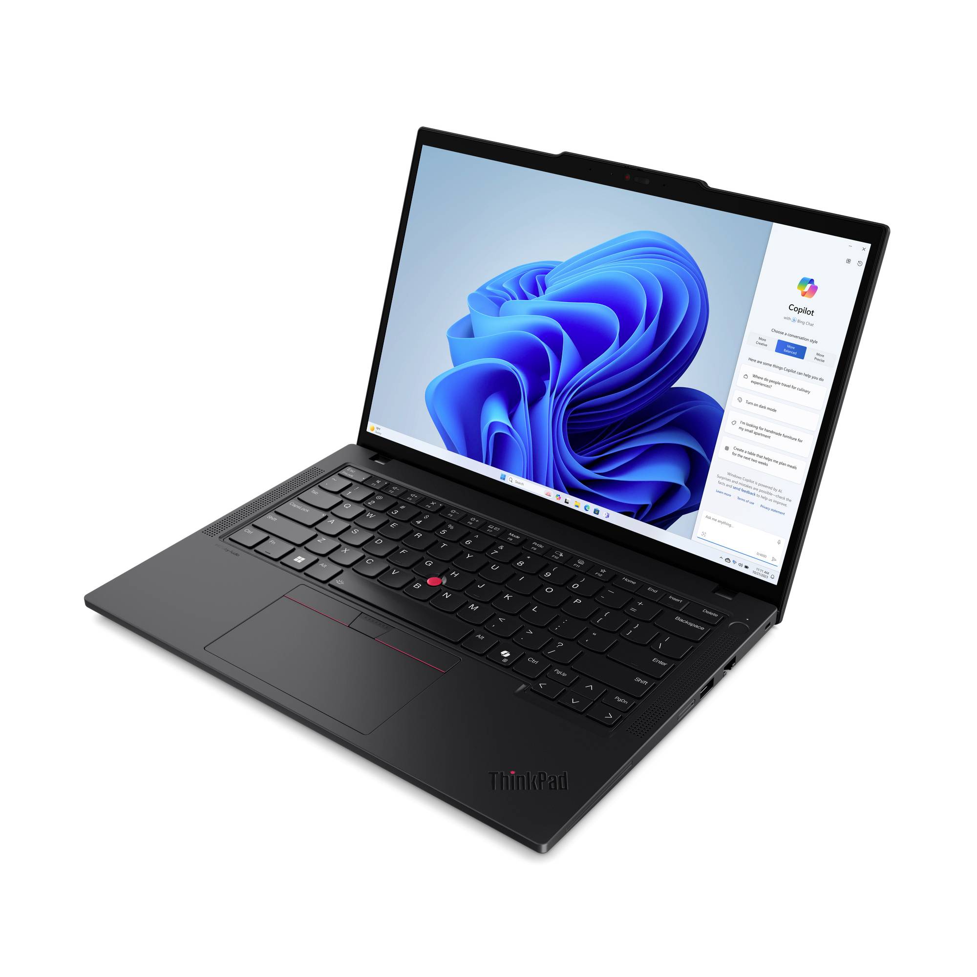 Ein schwarzer Laptop mit geöffneter Bildschirmanzeige. Auf dem Bildschirm ist der Windows 11 Desktop mit geöffneter App sichtbar.