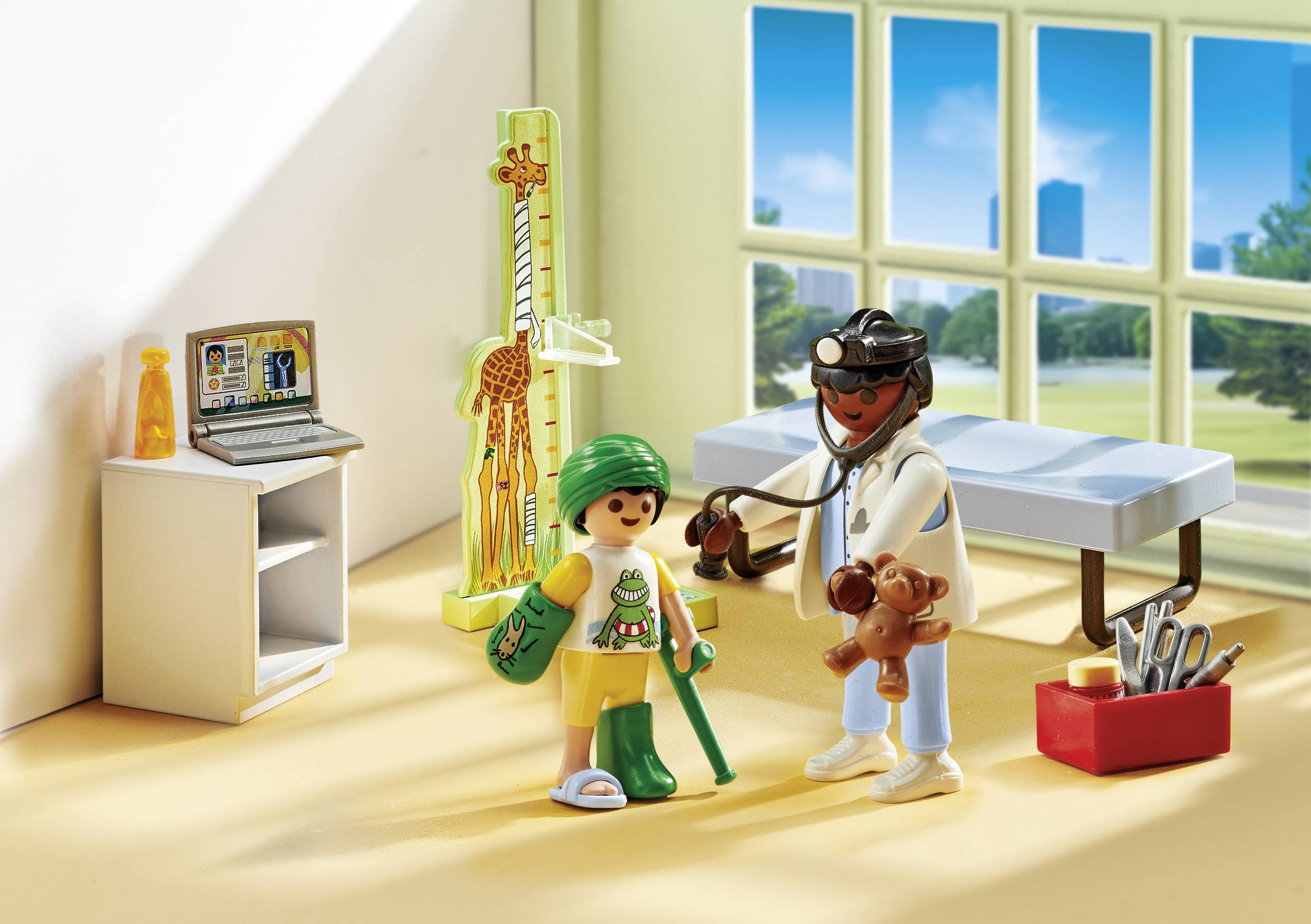 Playmobil® ACT!ON HEROES Kinderarzt mit Teddybär 71619