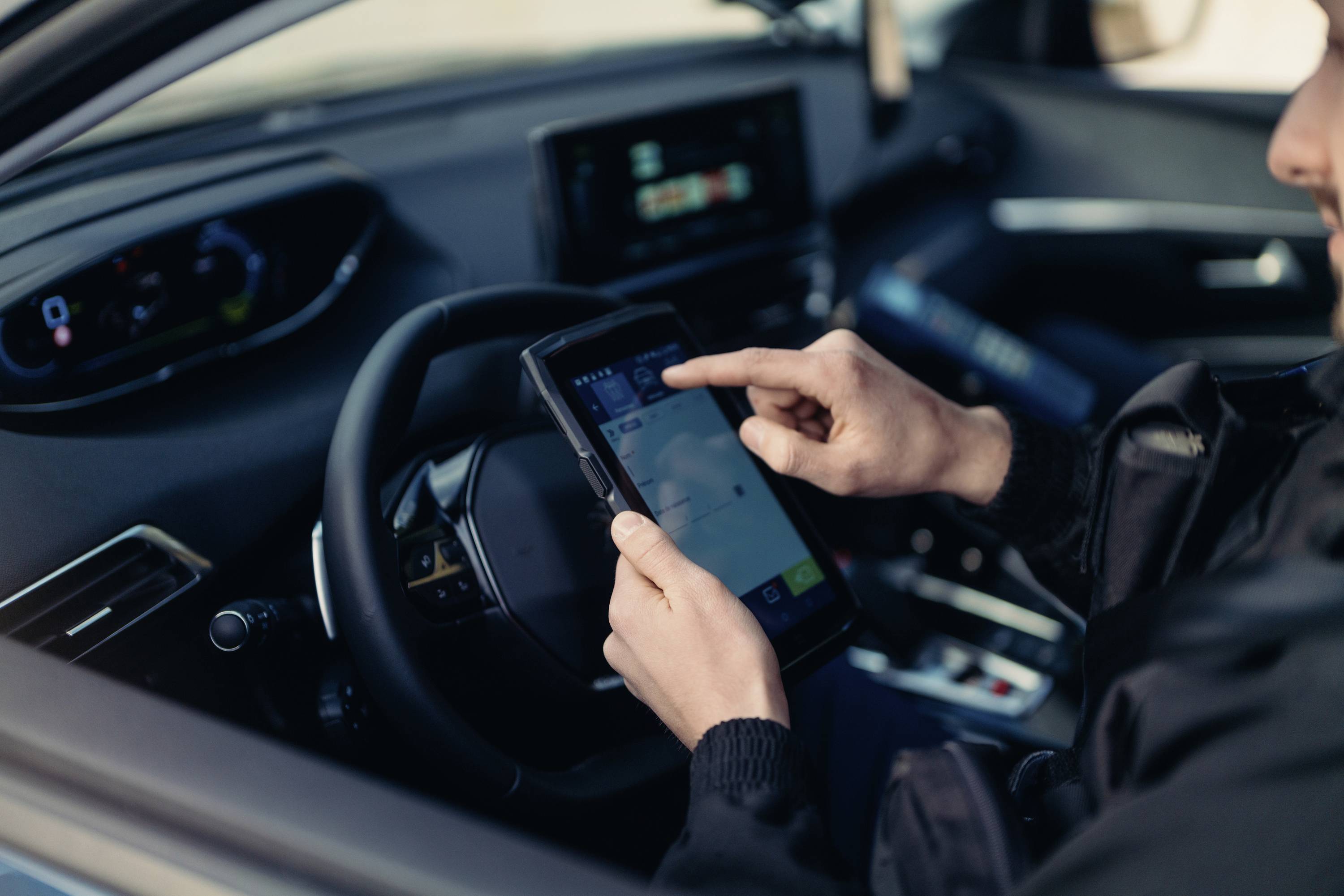 Crosscall Core T5 Android-Tablet 20.3cm (8 Zoll) 32GB GSM/2G, UMTS/3G, LTE/4G Schwarz Qualcomm® Snapdragon 1.8GHz, 2GHz