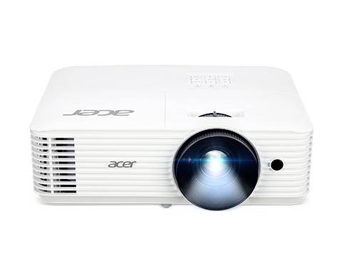 Weißer Projektor mit leuchtender Linse, Marke Acer. Gerät steht auf einer ebenen Fläche, bereit zum Einsatz in Präsentationen.