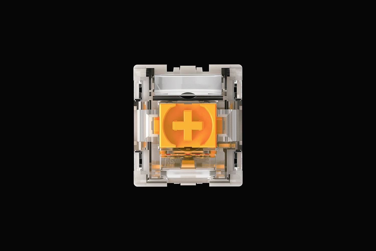 Ein transparenter mechanischer Tastenschalter mit orangefarbenem Kreuzstempel in der Mitte, auf schwarzem Hintergrund.