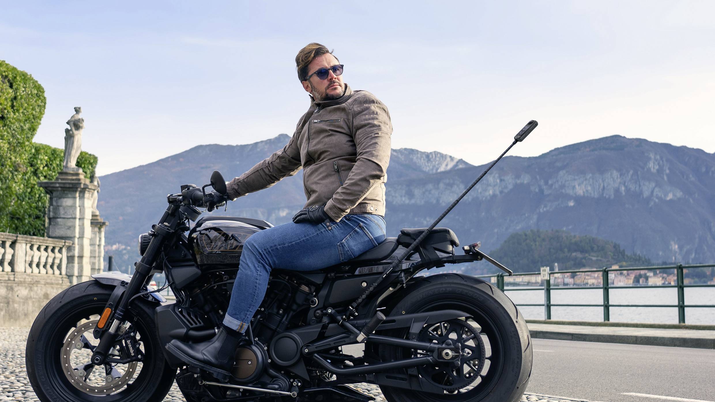 Insta360 X4 360° Action Cam 8K, Touch-Screen, WLAN, Wasserfest, Zeitraffer, Webcam