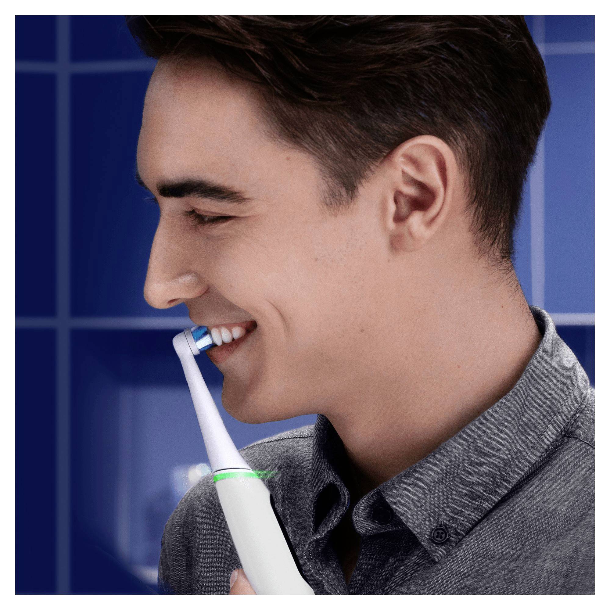 Oral-B iO Series 6s white 4210201427407 Elektrische Zahnbürste Rotierend/Oszilierend Weiß