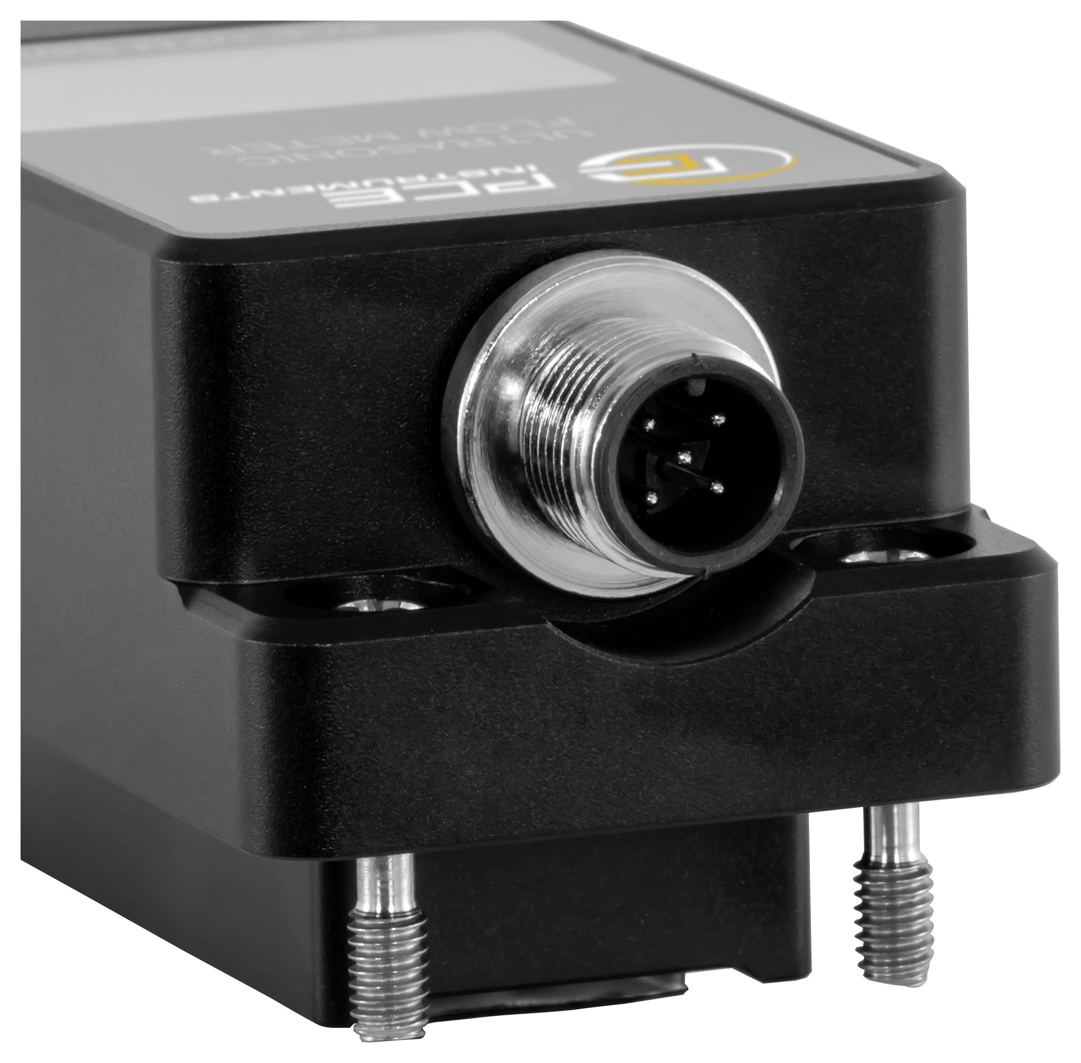 Schwarzes Industriesensor- oder Steckermodul mit gewindeltem kreisförmigem Stecker und zwei Befestigungsbolzen auf weißem Hintergrund.