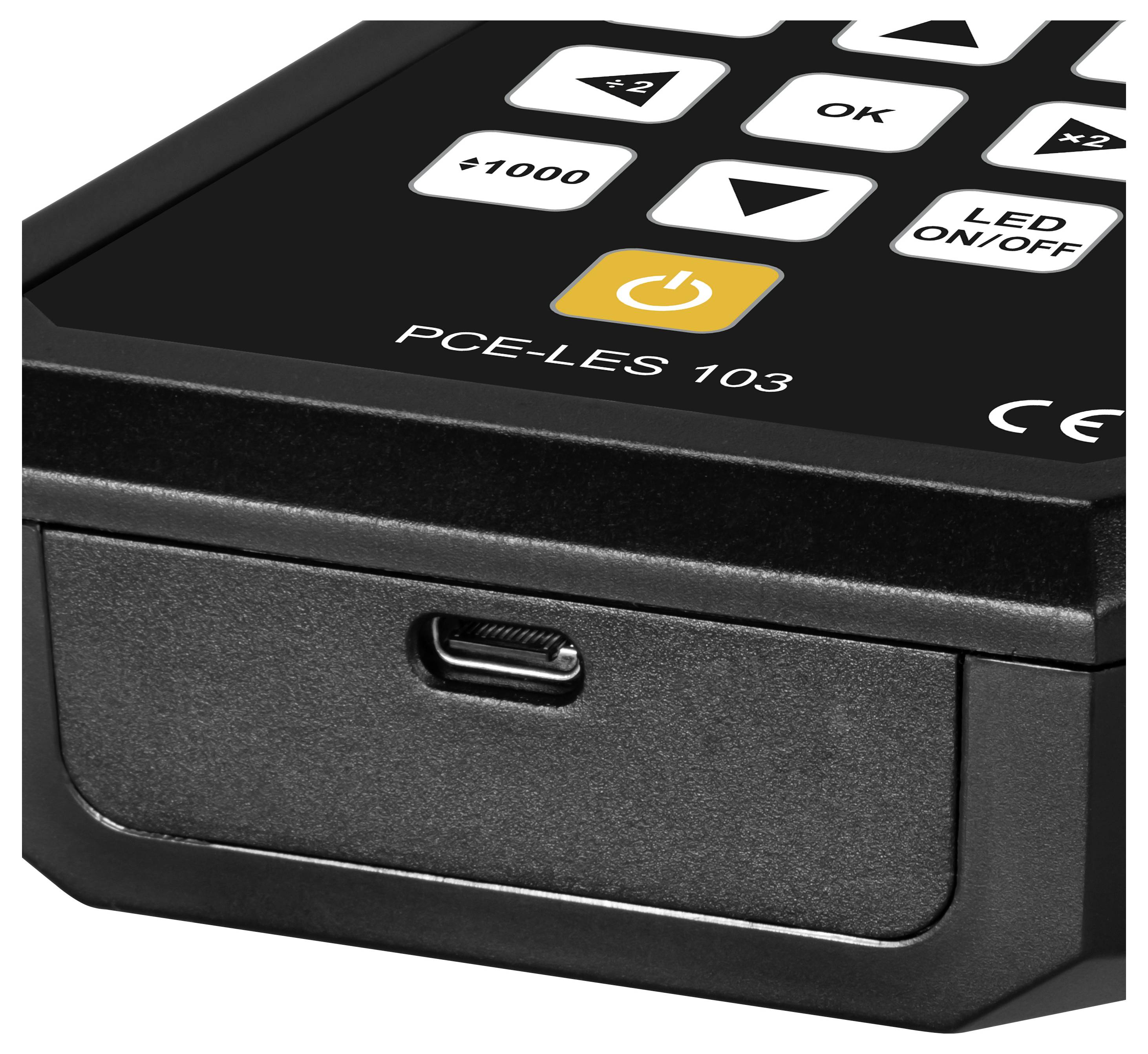 Schwarzes elektronisches Gerät mit Steuertasten und einem vorderen USB-C-Anschluss, mit der Bezeichnung 