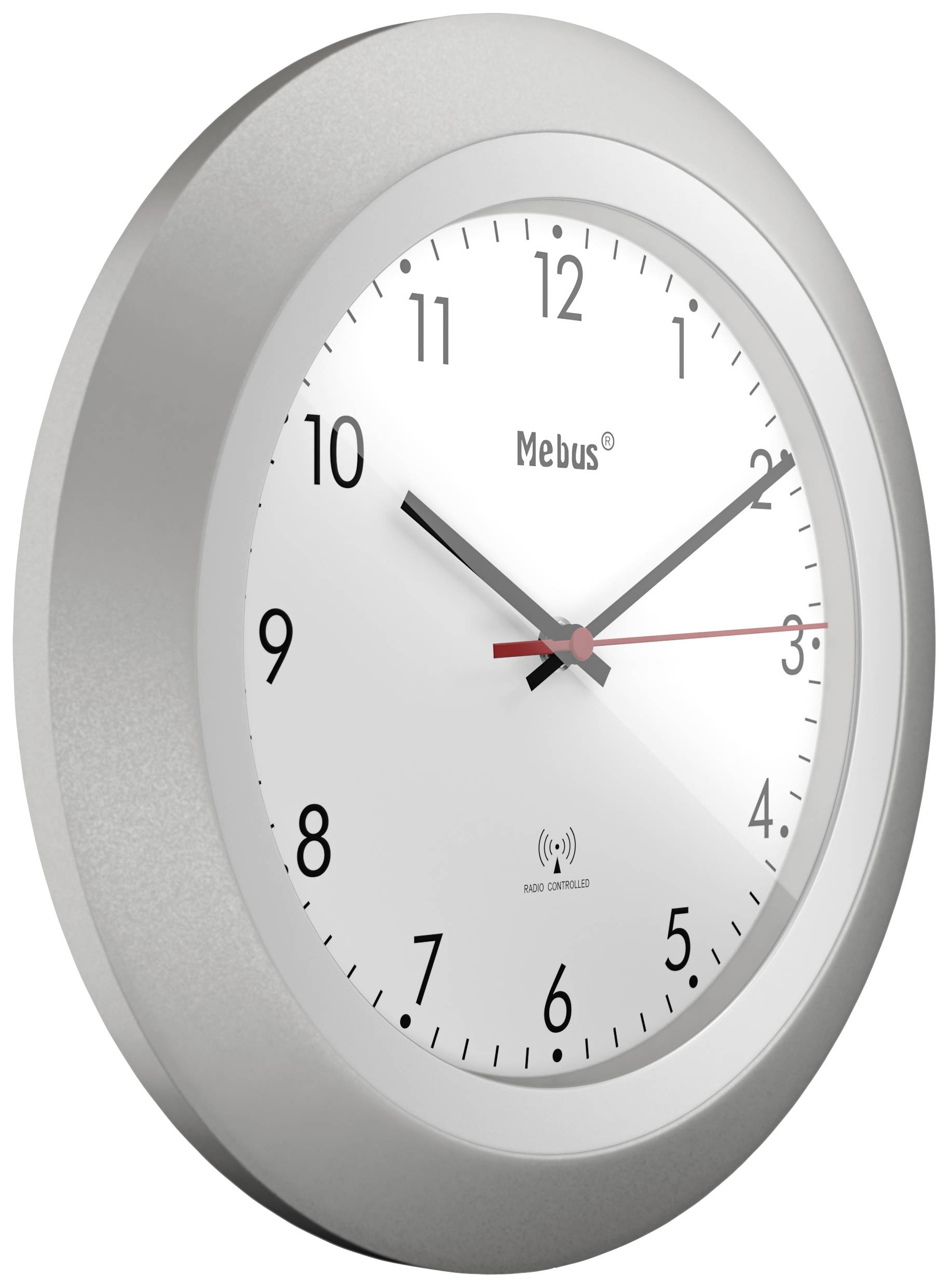 Eine silberne Wanduhr mit weißen Zifferblatt und schwarzen Zahlen. Zeiger zeigen etwa 10:10 Uhr.