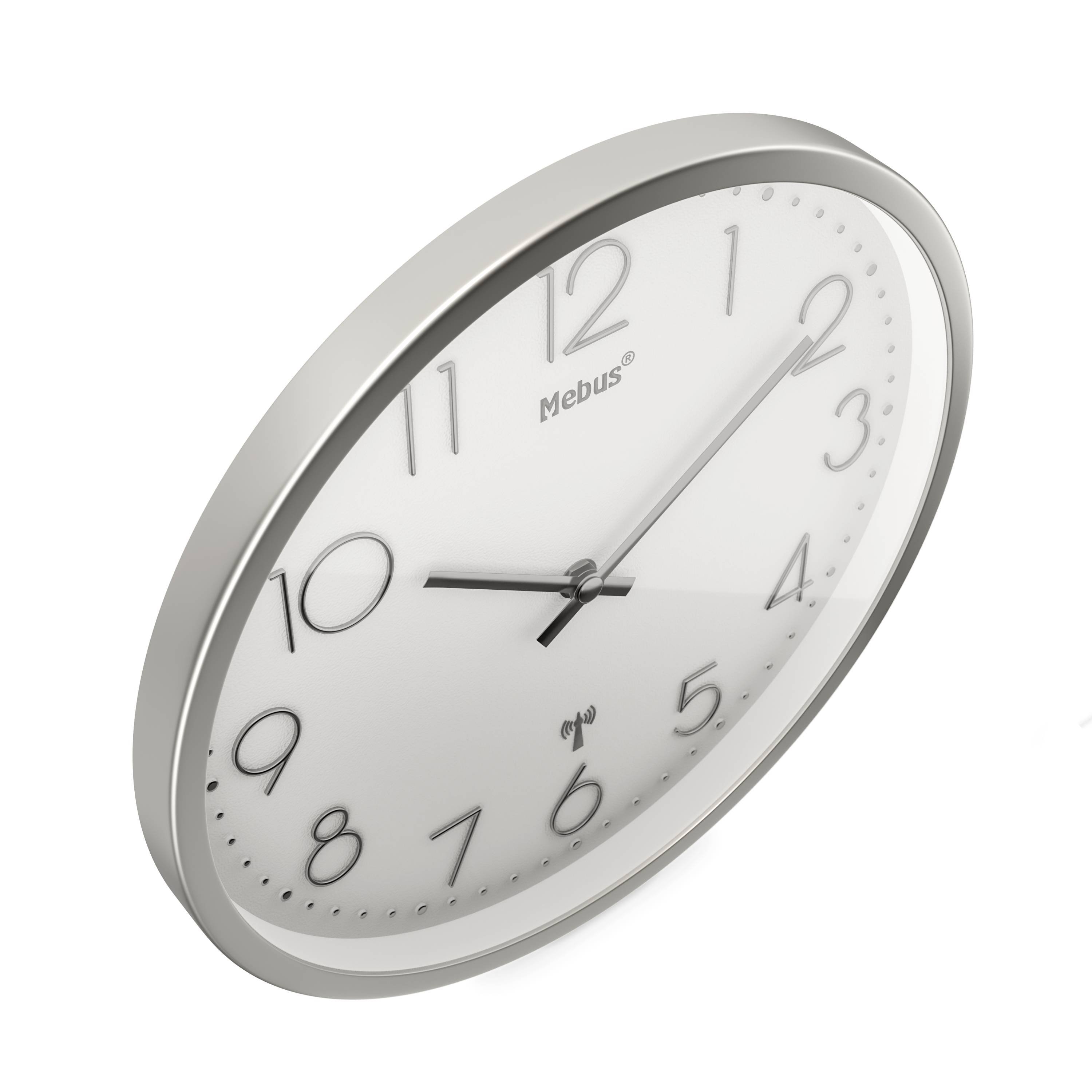 Eine runde, analoge Wanduhr mit silbernem Rahmen zeigt zehn Minuten nach zehn Uhr.