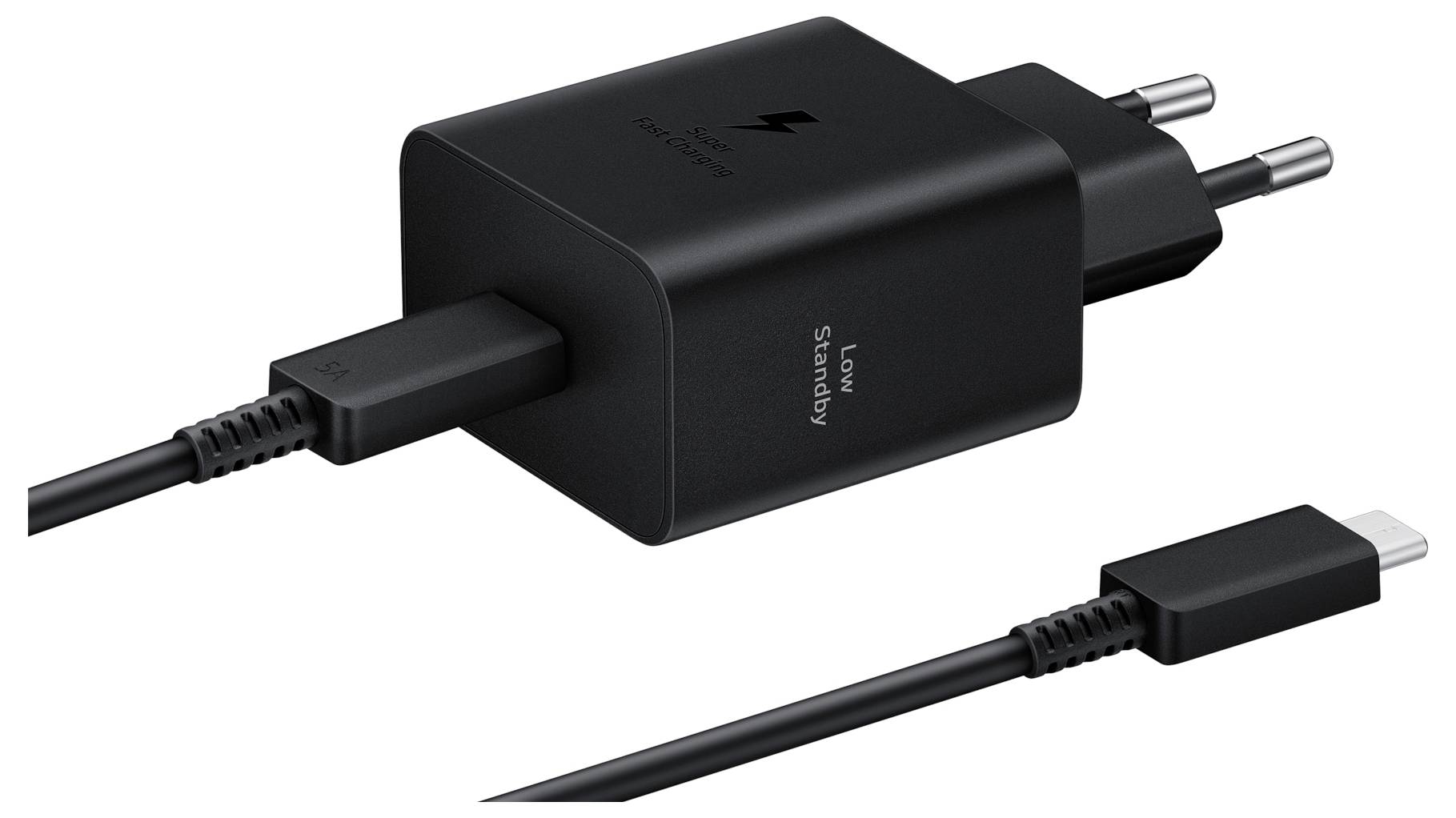 Ein schwarzes Netzteil mit einem USB-C-Kabel, geeignet für EU-Steckdosen. Der Adapter hat die Aufschrift 'Super Fast Charging'.