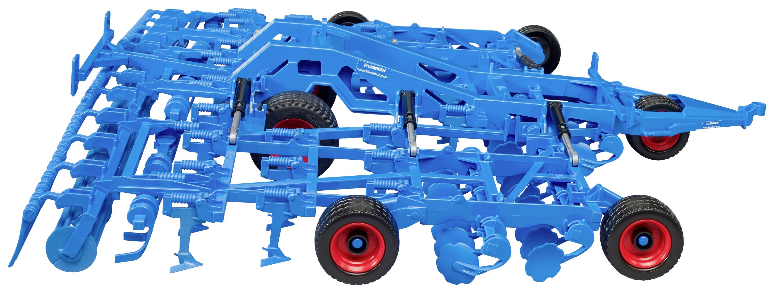 Ein landwirtschaftliches Bodenbearbeitungsgerät mit blauen Metallrahmen und roten Rädern, speziell für die Feldbearbeitung gestaltet.