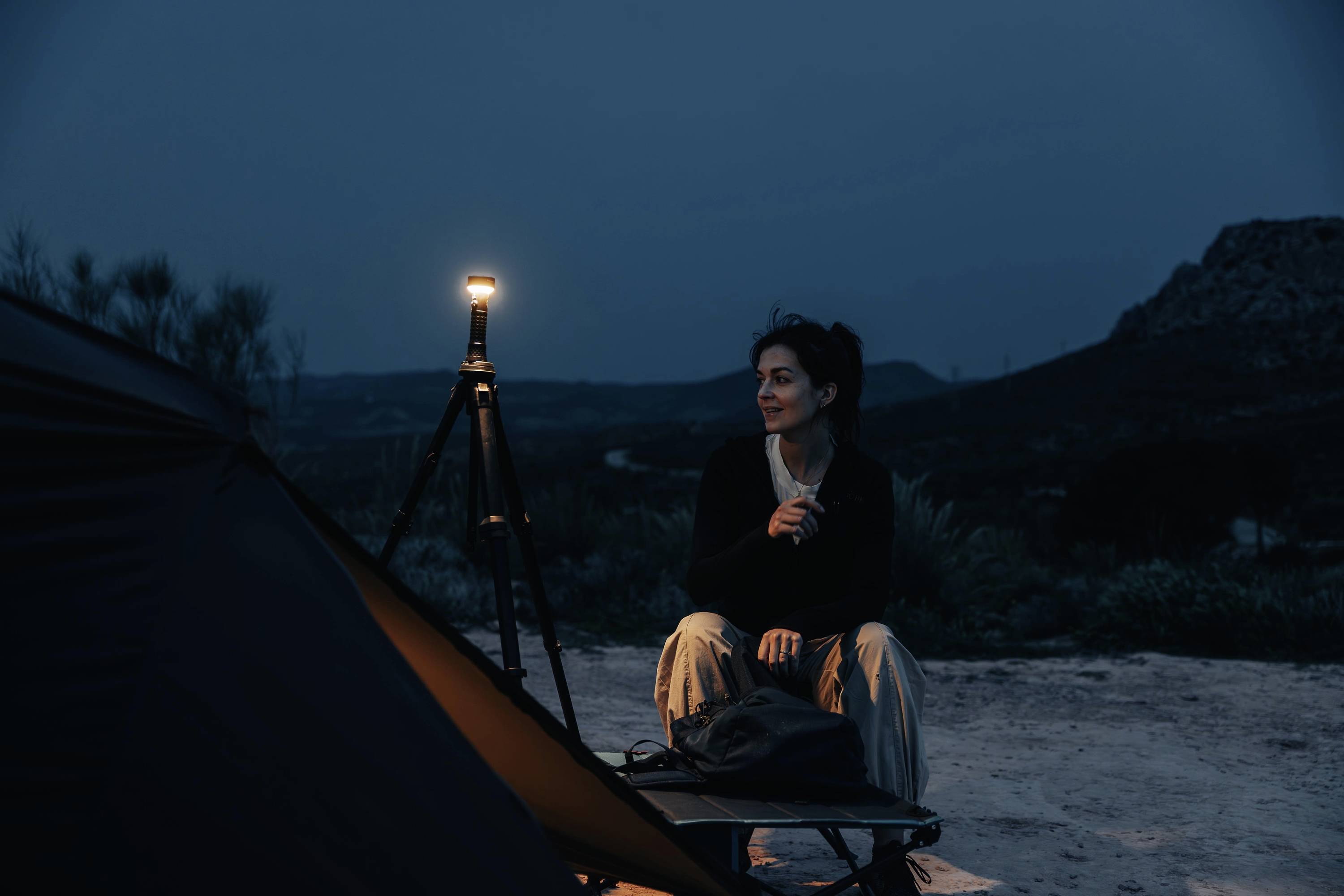 OLight Prowess Prowess LED Taschenlampe 800lm, 1200lm, 5000lm akkubetrieben 269g Schwarz