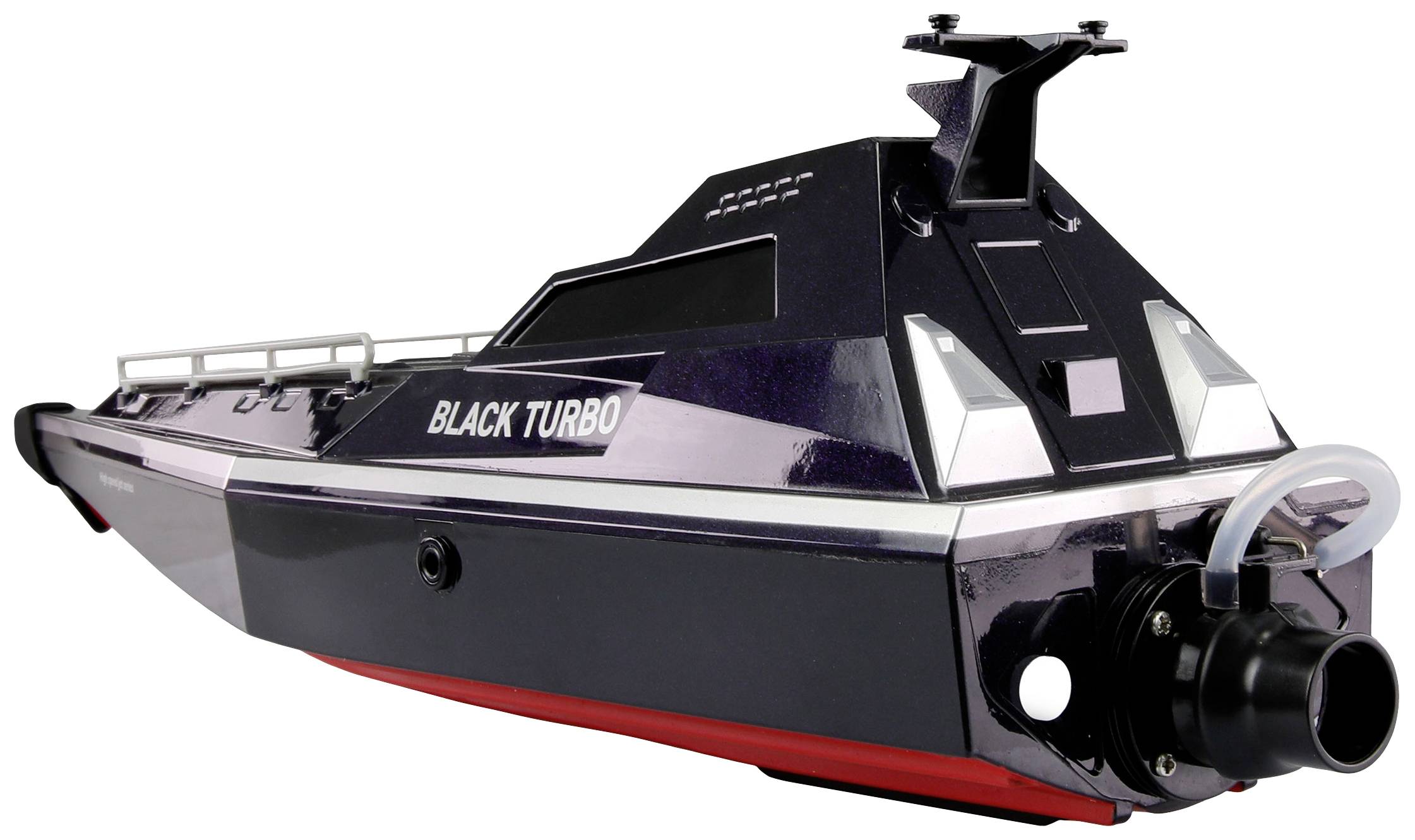 Ein ferngesteuertes Modellboot mit der Aufschrift 'Black Turbo' an der Seite, schwarzes und rotes Design, hinten Sicht auf den Motor.