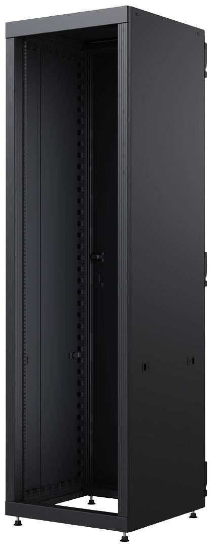 Ein leerer, schwarzer Server-Rack-Schrank steht vertikal auf einem weißen Hintergrund.