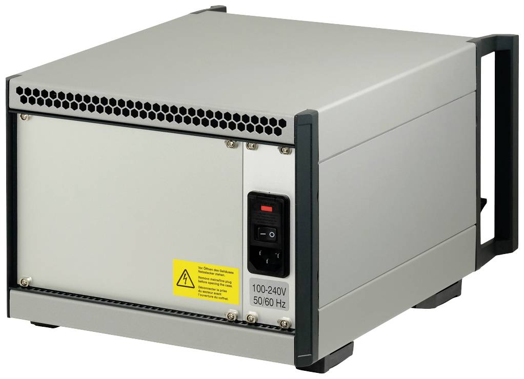 Ein silbernes elektronisches Gerät in rechteckiger Form mit seitlichen Griffen. Vorne ein Ein-/Ausschalter und eine Spannungsspezifikation.