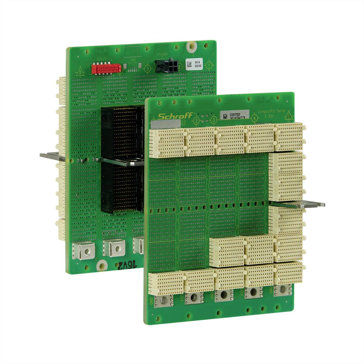 Zwei grüne elektronische Leiterplatten mit mehreren Steckverbindern und Beschriftungen, übereinander angeordnet.