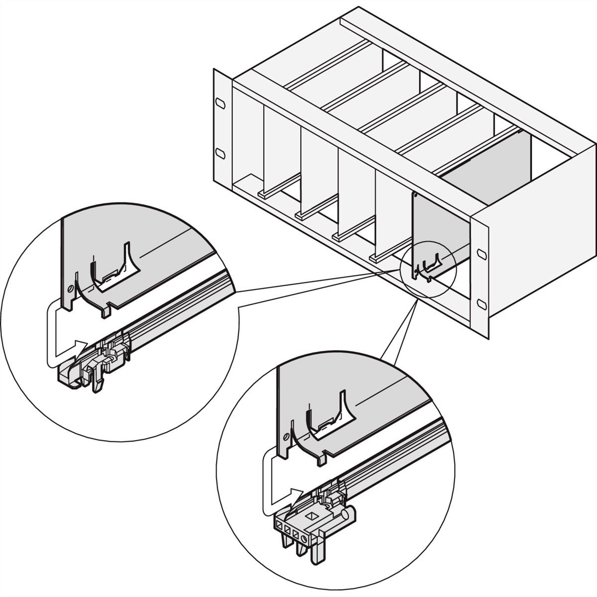Ein technisches Diagramm zeigt ein Rack mit fünf Steckplätzen. Vergrößerte Ansichten detaillieren die Befestigung von Komponenten in den Steckplätzen.
