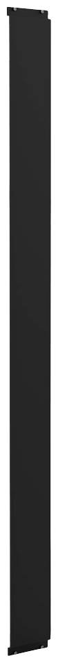 Ein schmales, hohes, schwarzes Paneel steht aufrecht auf weißem Hintergrund. Es ist schlicht und ohne erkennbare Details.