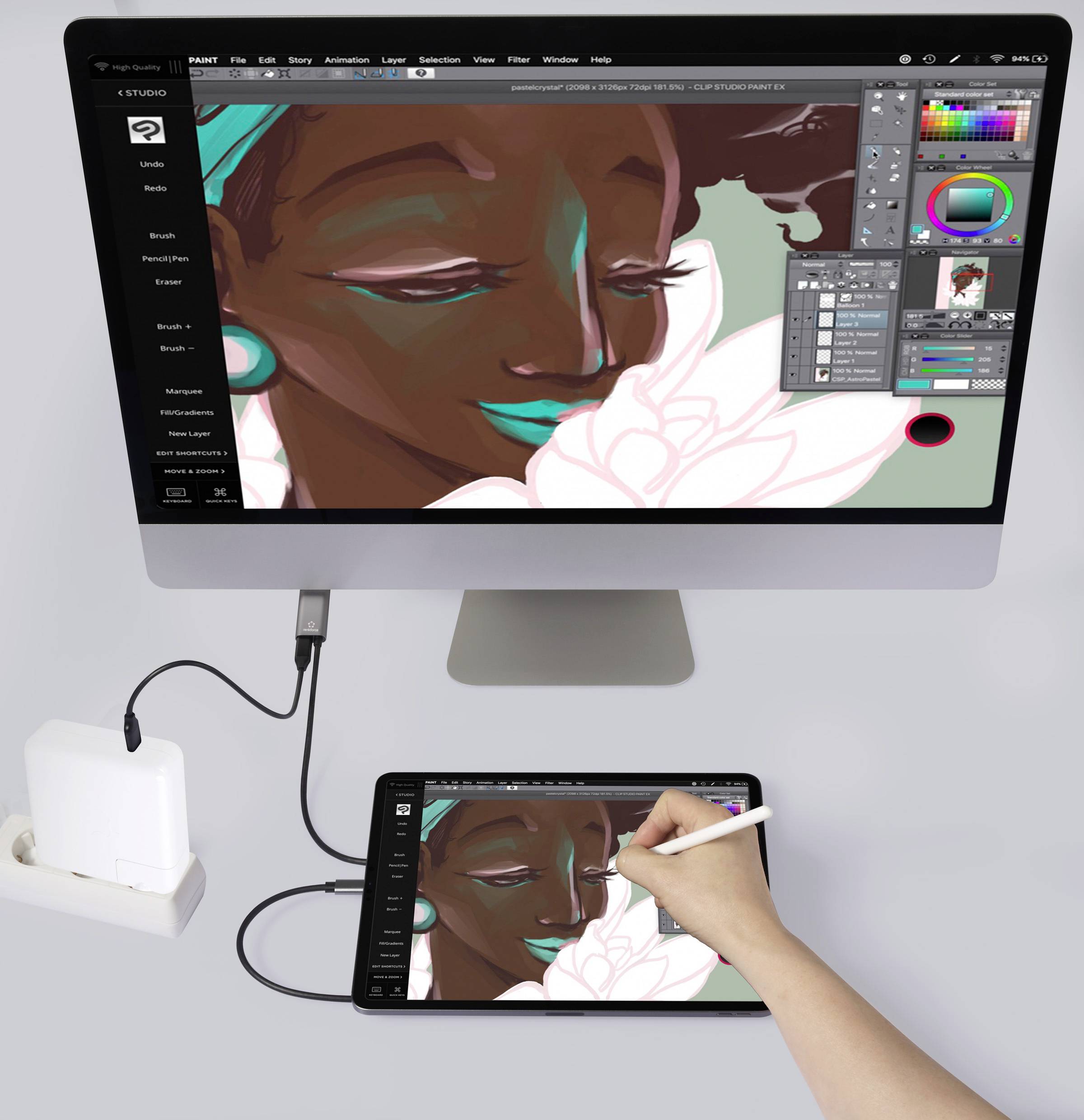 Digitales Zeichnen mit Tablet und Stift, der Bildschirm zeigt eine digitale Kunstanwendung mit einem Porträt in Arbeit.