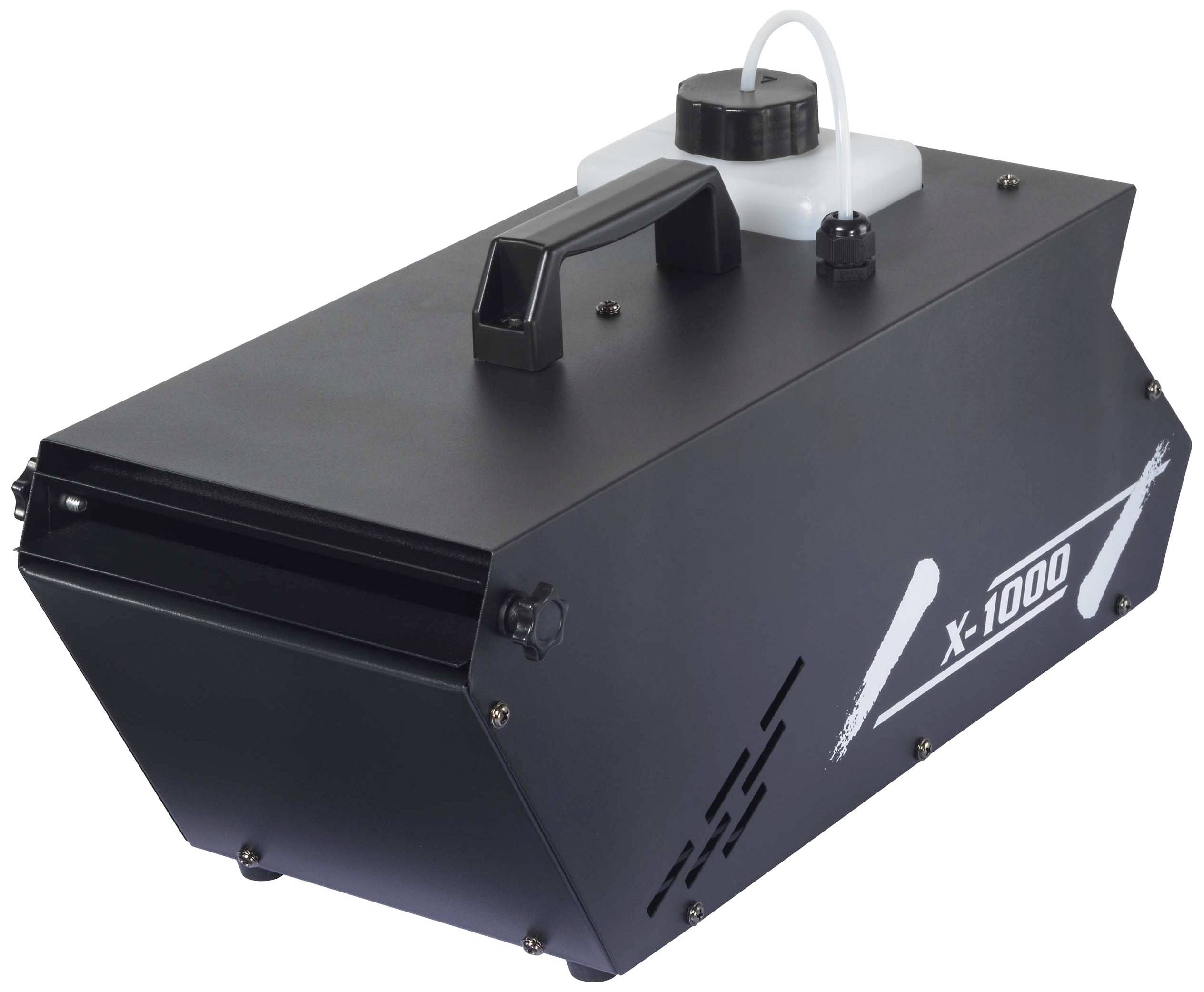 Eine schwarze Nebelmaschine mit der Aufschrift 'X-1000' auf der Seite, ausgestattet mit einem Griff und einem Flüssigkeitsbehälter oben.
