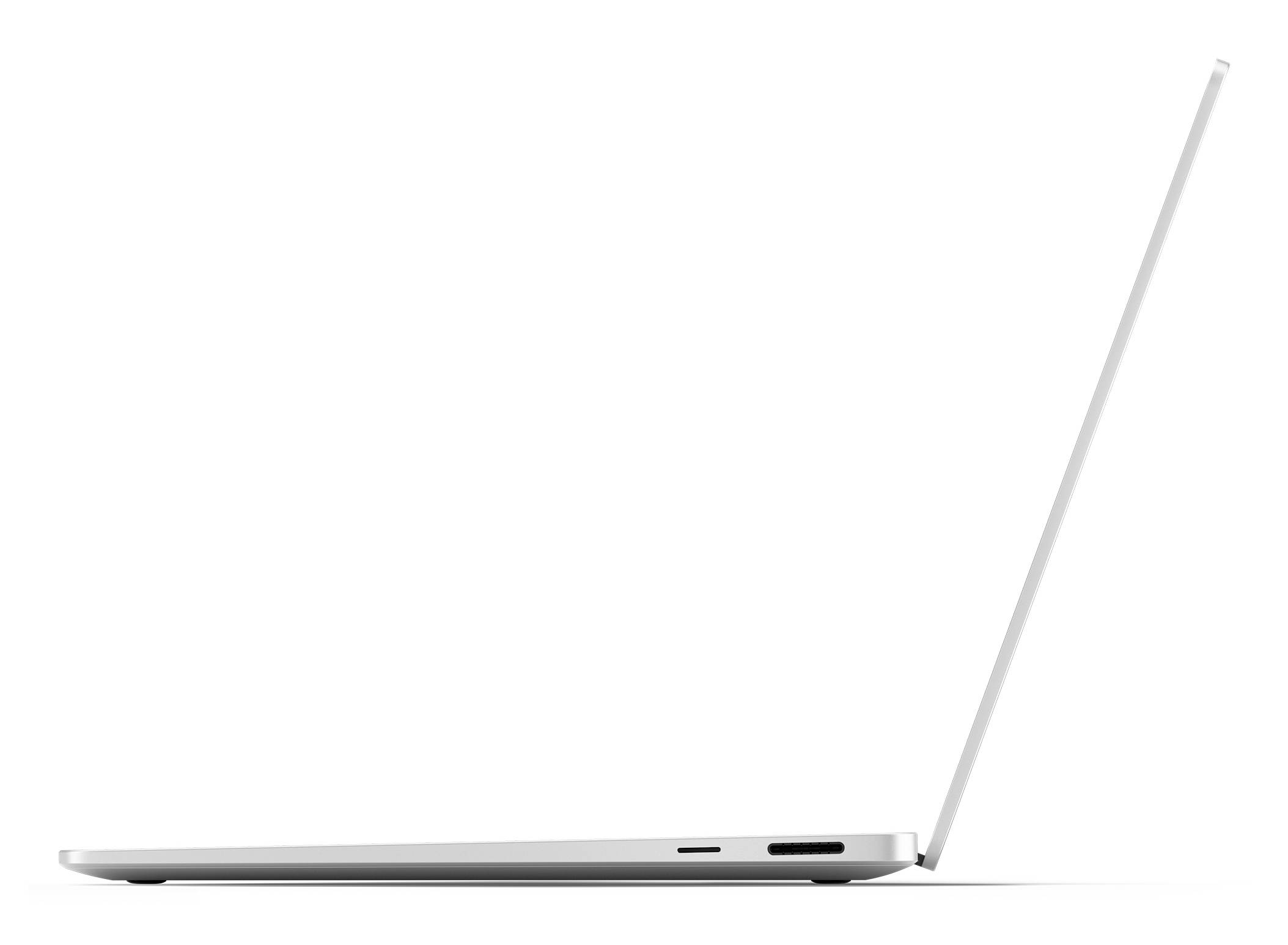 Ein dünner, silberner Laptop von der Seite fotografiert, geöffnet im Profil.