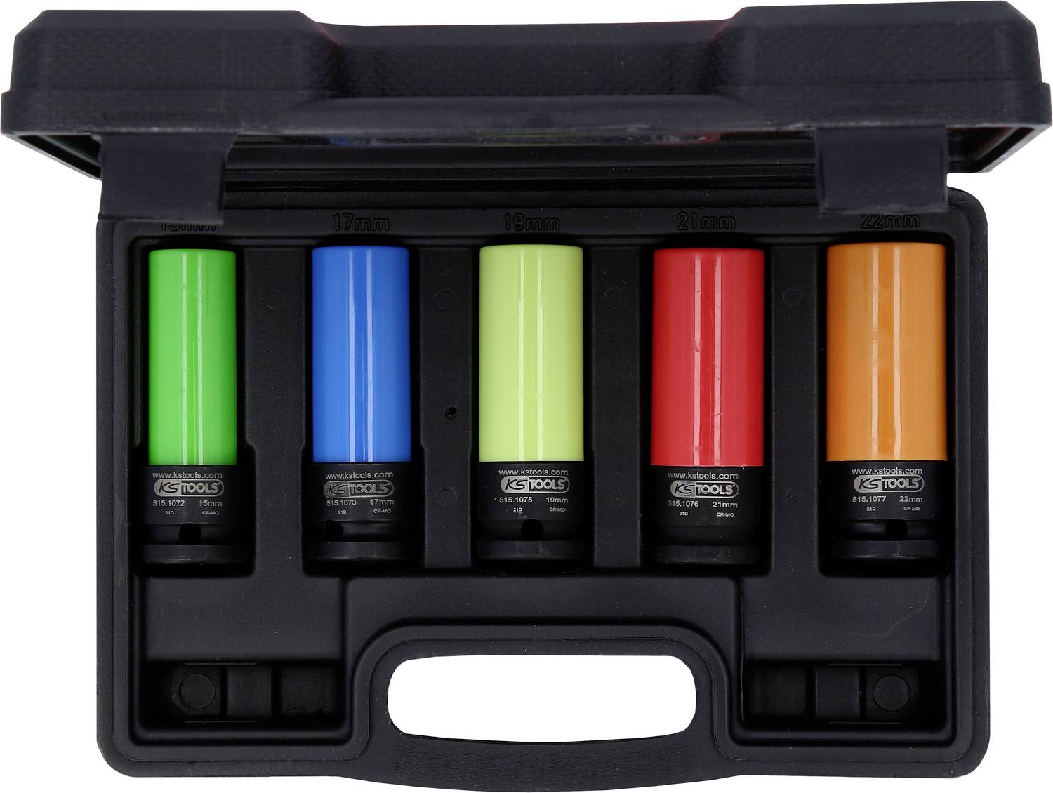 Eine schwarze Box mit fünf farbigen Stecknüssen in den Farben Grün, Blau, Hellgrün, Rot und Orange, in einem Koffer angeordnet.