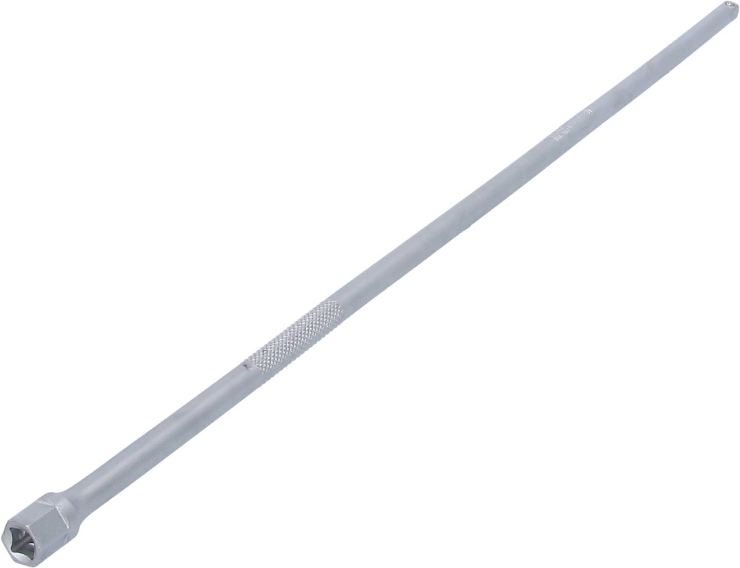 Silberfarbener, langer Rohrschlüssel mit sechskantigem Ende und geriffeltem Griffabschnitt, geeignet für schwer zugängliche Schrauben.