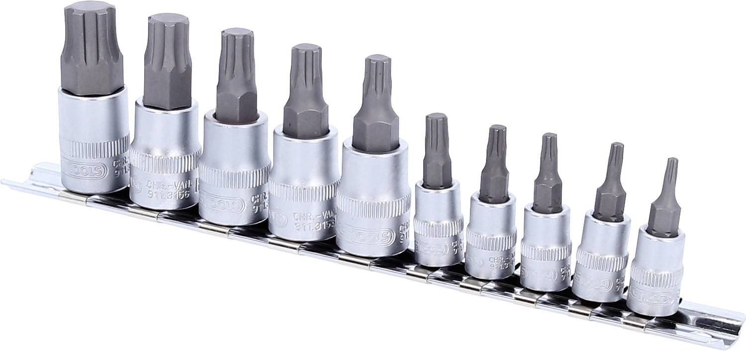 Eine Reihe von neun silbernen Stecknüssen mit verschiedenen Größen, aufgereiht von groß nach klein auf einem Metallhalter.