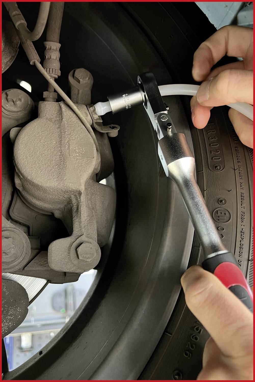 KS Tools 518.0320 Bremsen-Entlüftungsschlüssel-Satz für VAG, 11-tlg