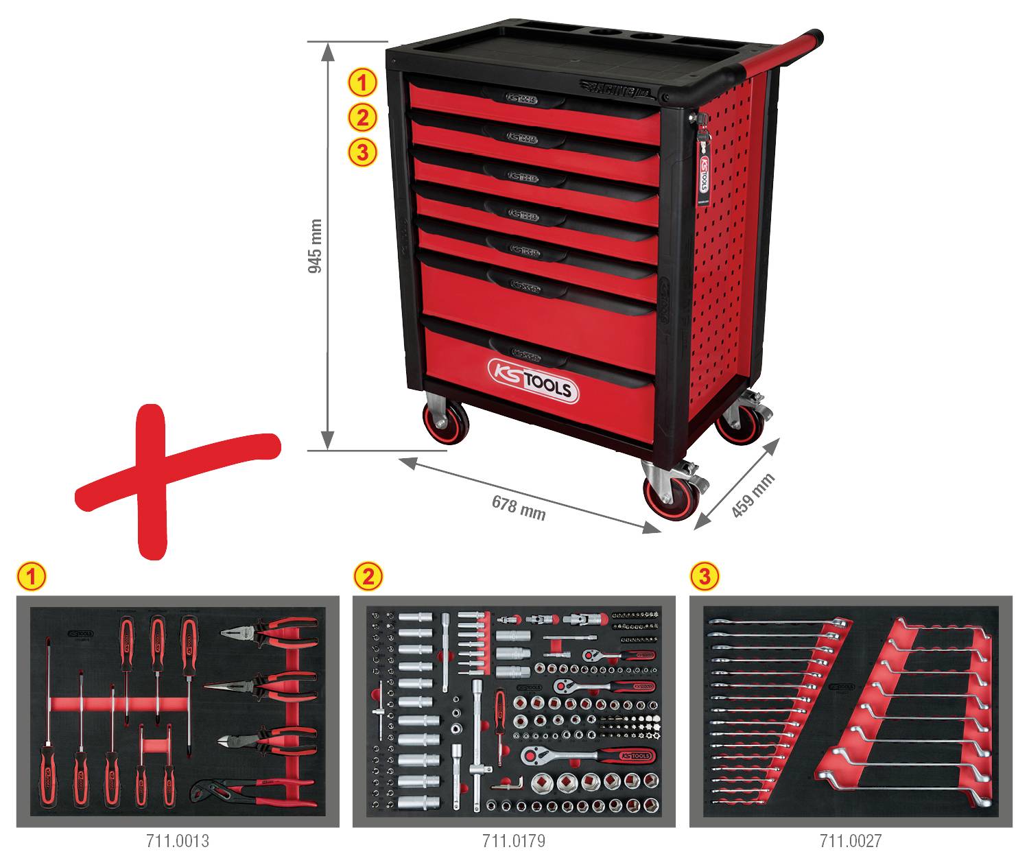 Ein roter Werkzeugwagen von KS Tools mit sechs Schubladen auf Rollen. Darunter drei Einsätze mit Schraubendrehern, Steckschlüsseln und Inbusschlüsseln. Abmessungen: 945 mm hoch, 678 mm breit, 458 mm tief.