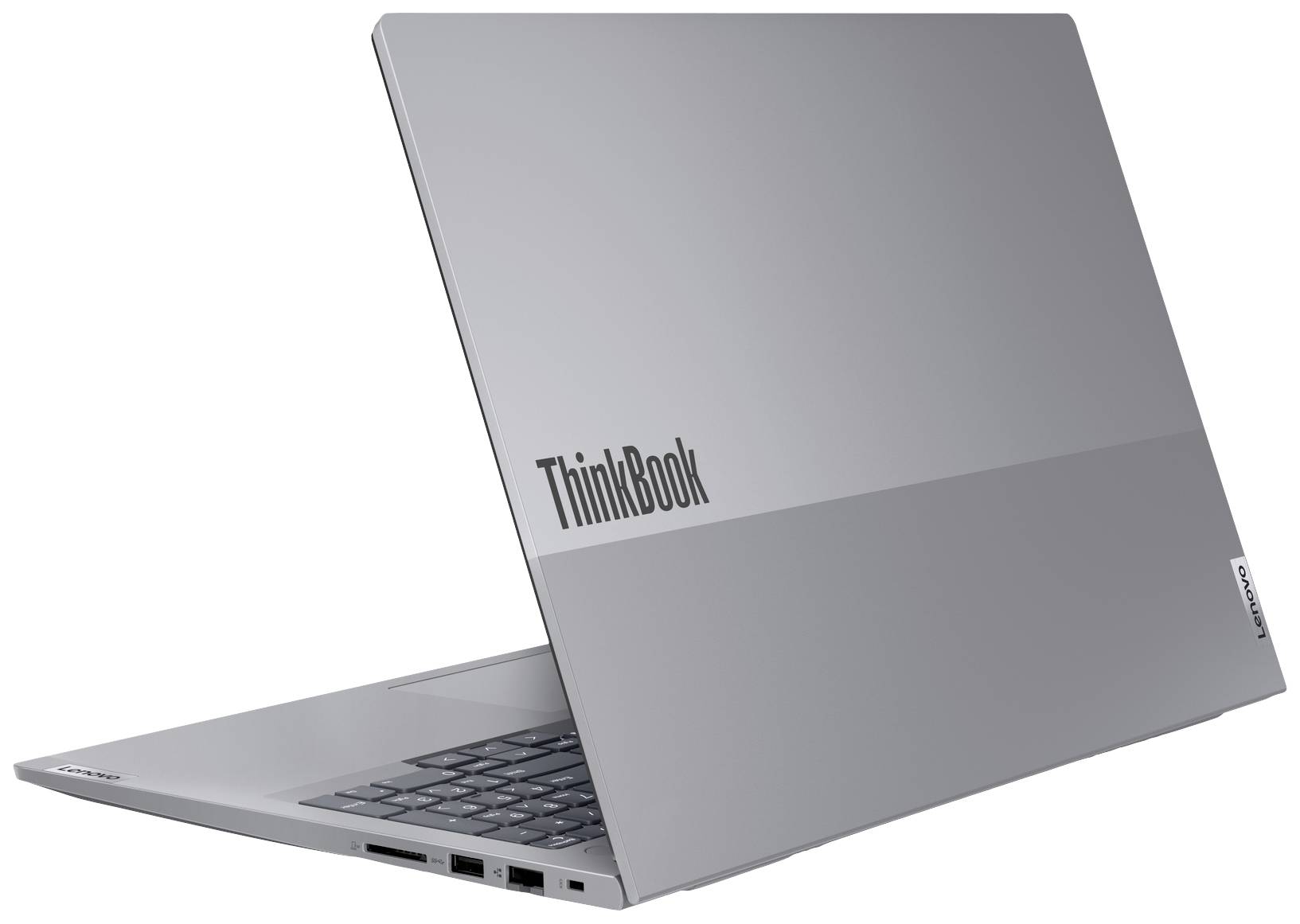 Ein silberner Laptop mit der Aufschrift 'ThinkBook' auf dem Deckel. Es ist teilweise geöffnet, man sieht die Tastatur und Anschlüsse.
