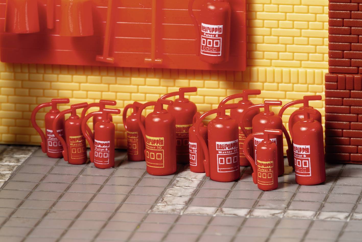 Auhagen 42661 H0/TT Feuerlöscher Bausatz