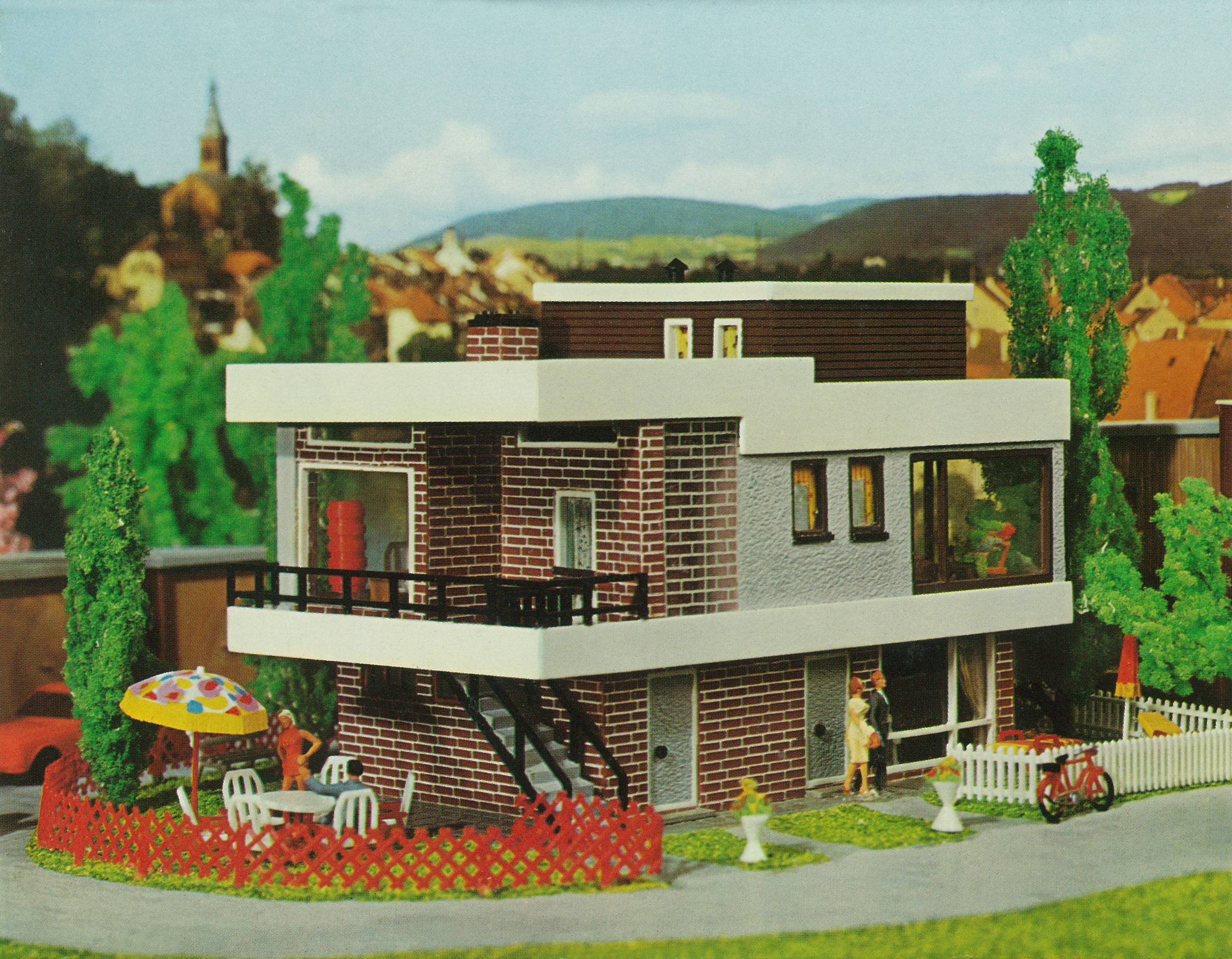 Faller 109257 H0 B-257 Modernes Haus mit Flachdach