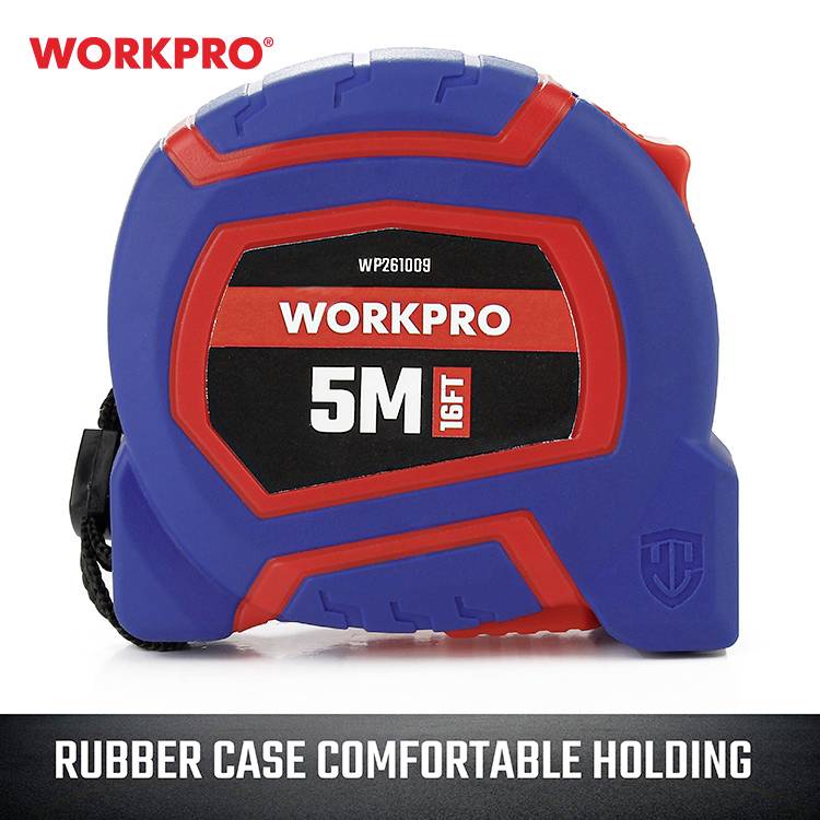 Blaues und rotes Maßband mit der Aufschrift 'WORKPRO 5M 16FT'. Text unten: 'RUBBER CASE COMFORTABLE HOLDING'.