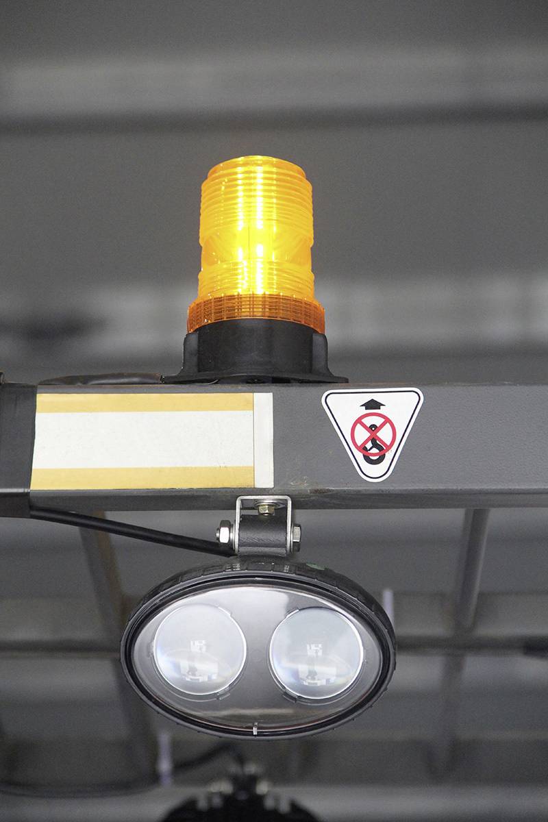 Wetech Warnblinkleuchte WT-3007 12 V/DC, 24 V/DC Schraubmontage Orange