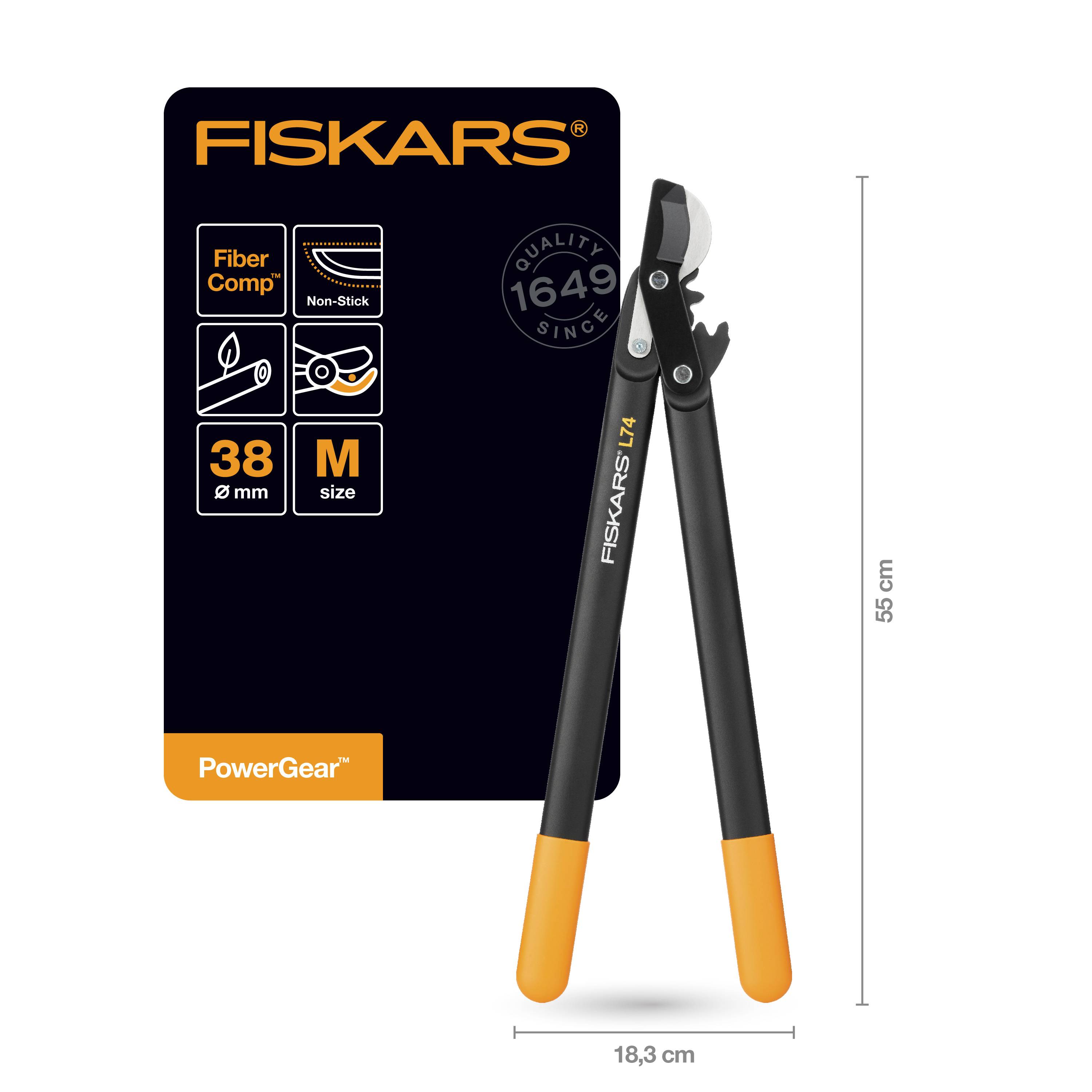 'FISKARS PowerGear'-Baumschere, 55 cm lang, für Äste bis 38 mm Durchmesser. Produktetikett zeigt 'Fiber Comp' und 'Non-Stick'.