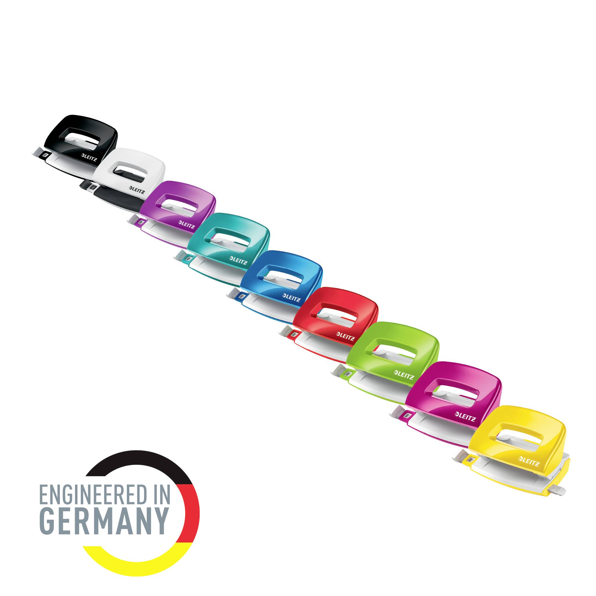 Acht bunte Locher, von schwarz bis gelb, in einer diagonalen Reihe angeordnet. Logo 'Engineered in Germany' unten links.