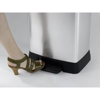 Curver Deco bin metalics 240643 Mülleimer 50l (B x H x T) 390 x 720 x 290mm Silber, Schwarz 1St. Curver Deco bin metalics 240643 Mülleimer 50l (B x H x T) 390 x 720 x 290mm Silber, Schwarz 1St.