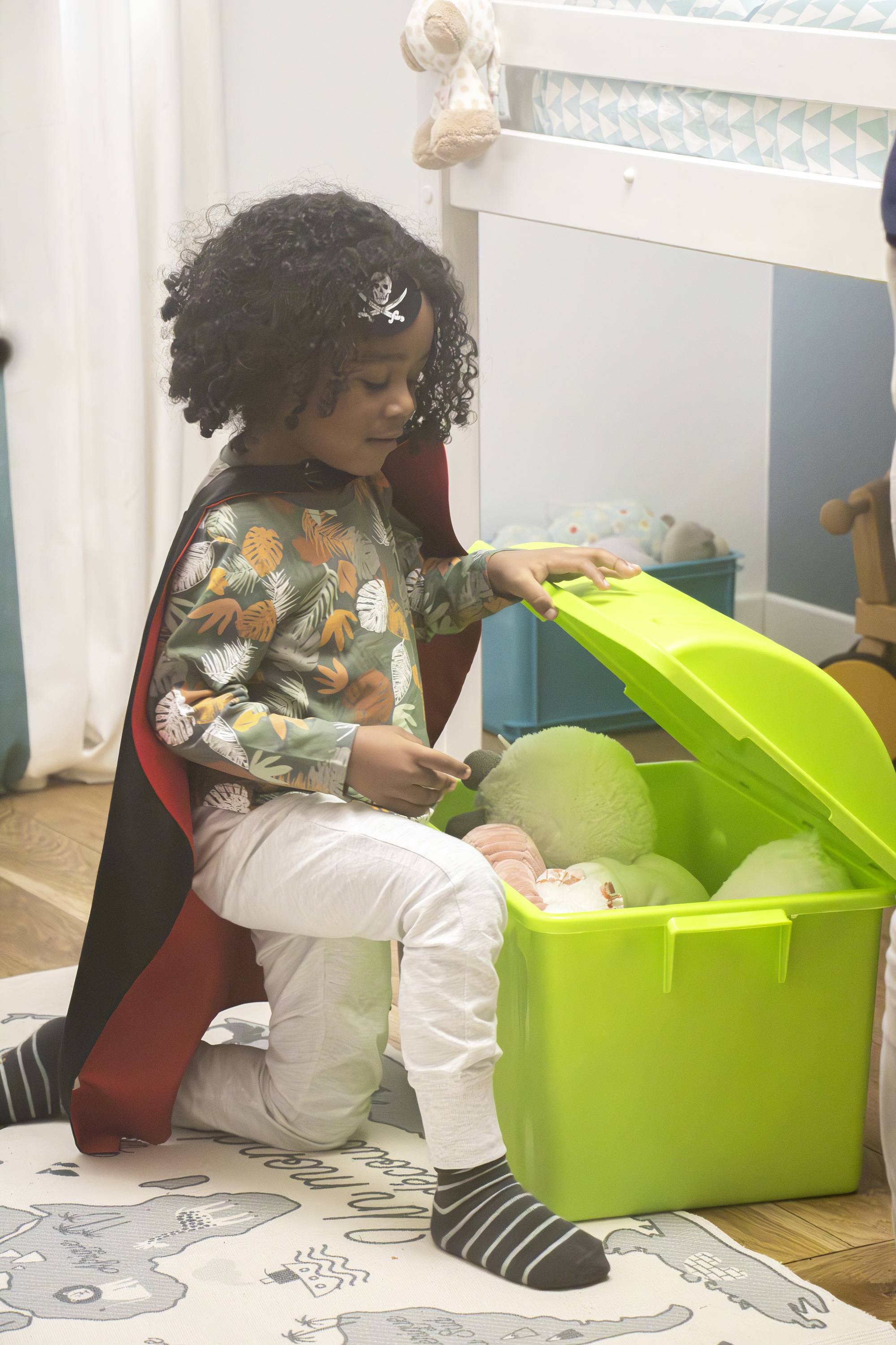 Curver 259605 Aufbewahrungsbox Piraten 75 Jahre-Edition Hellgrün 1St.