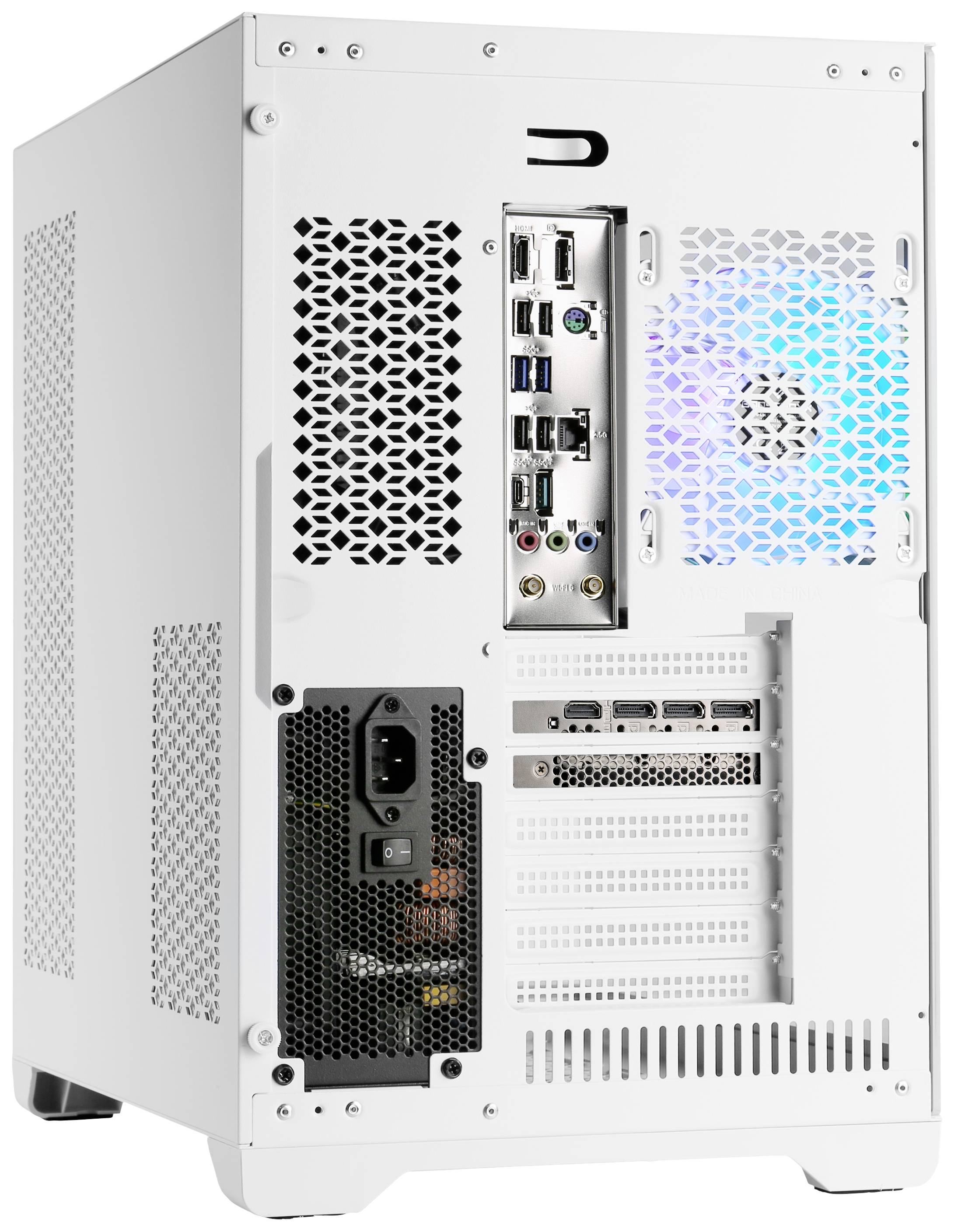 Ein weißes Computergehäuse von hinten mit sichtbaren Anschlüssen, Lüftergitter und beleuchtetem internen Lüfter.