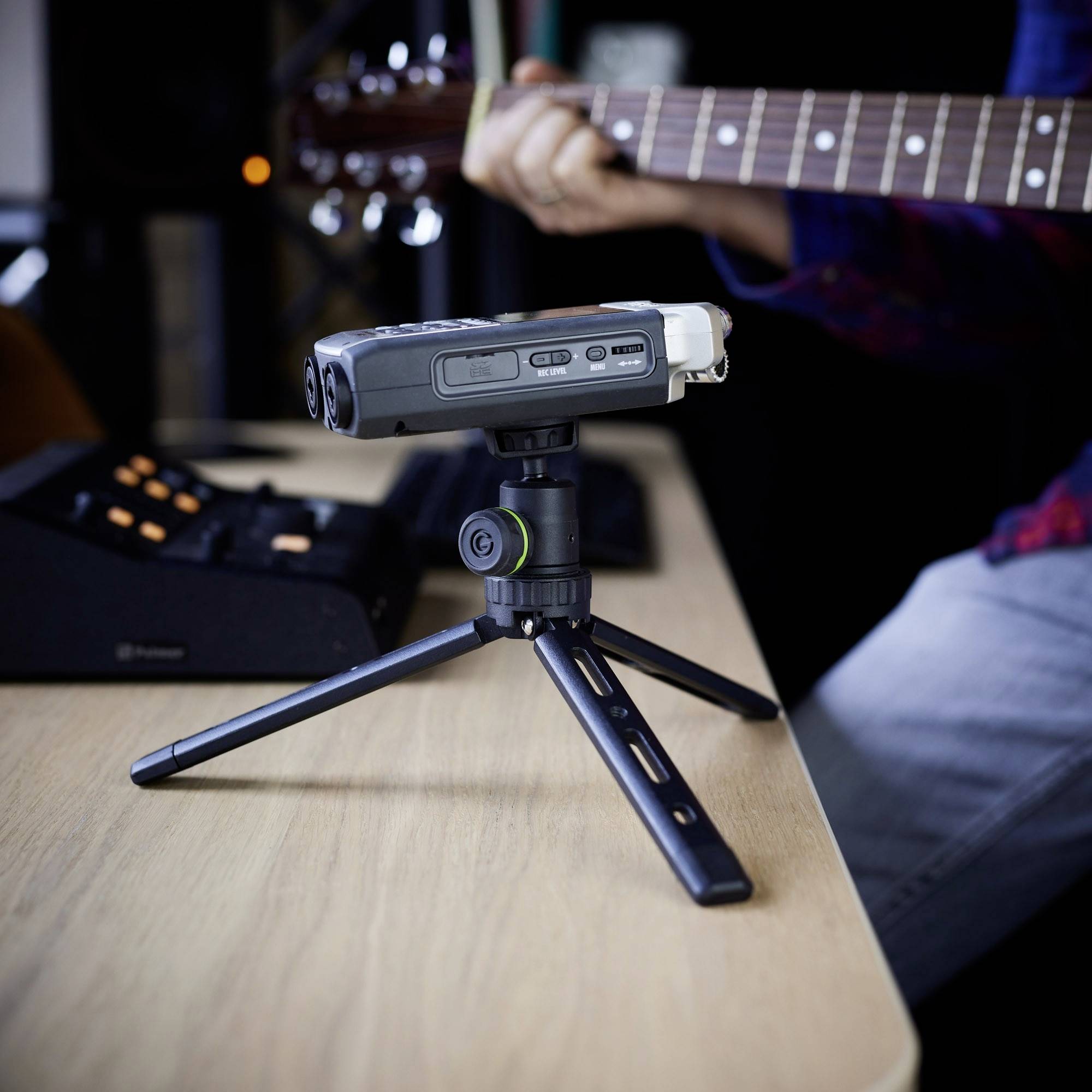 Gravity VS TRIPOD 01 B Tischstativ 1/4 Zoll Arbeitshöhe=85 - 215mm Schwarz Kugelkopf