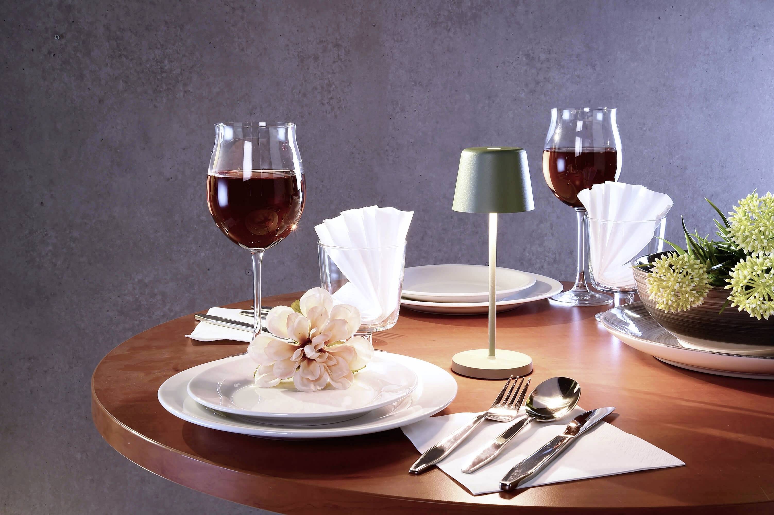 Deko Light 620207 Canis Mini LED-Akku-Tischlampe 2.3W Warmweiß Weiß