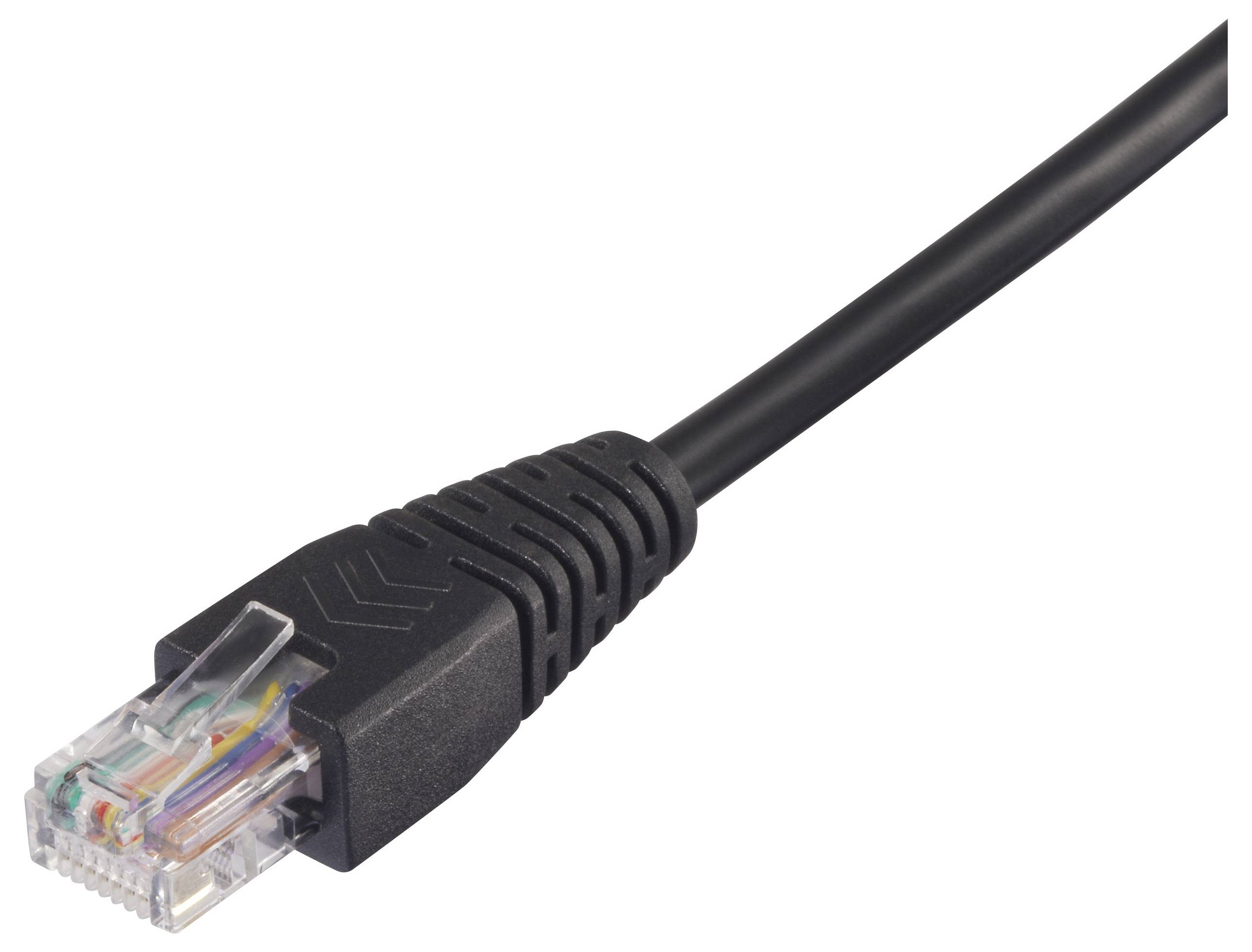 Ein schwarzes Ethernet-Kabel mit einem transparenten RJ45-Stecker, verwendet für Netzwerkverbindungen und Datenübertragung.