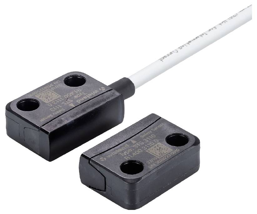 Magnetsensor mit zwei schwarzen Sensorblöcken und einem Kabel, das an einem Block befestigt ist, für industrielle Anwendungen geeignet.