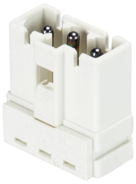 Weißer, dreipoliger Lampensockeladapter, geeignet für bestimmte Leuchtmitteltypen in elektrischen Beleuchtungssystemen.