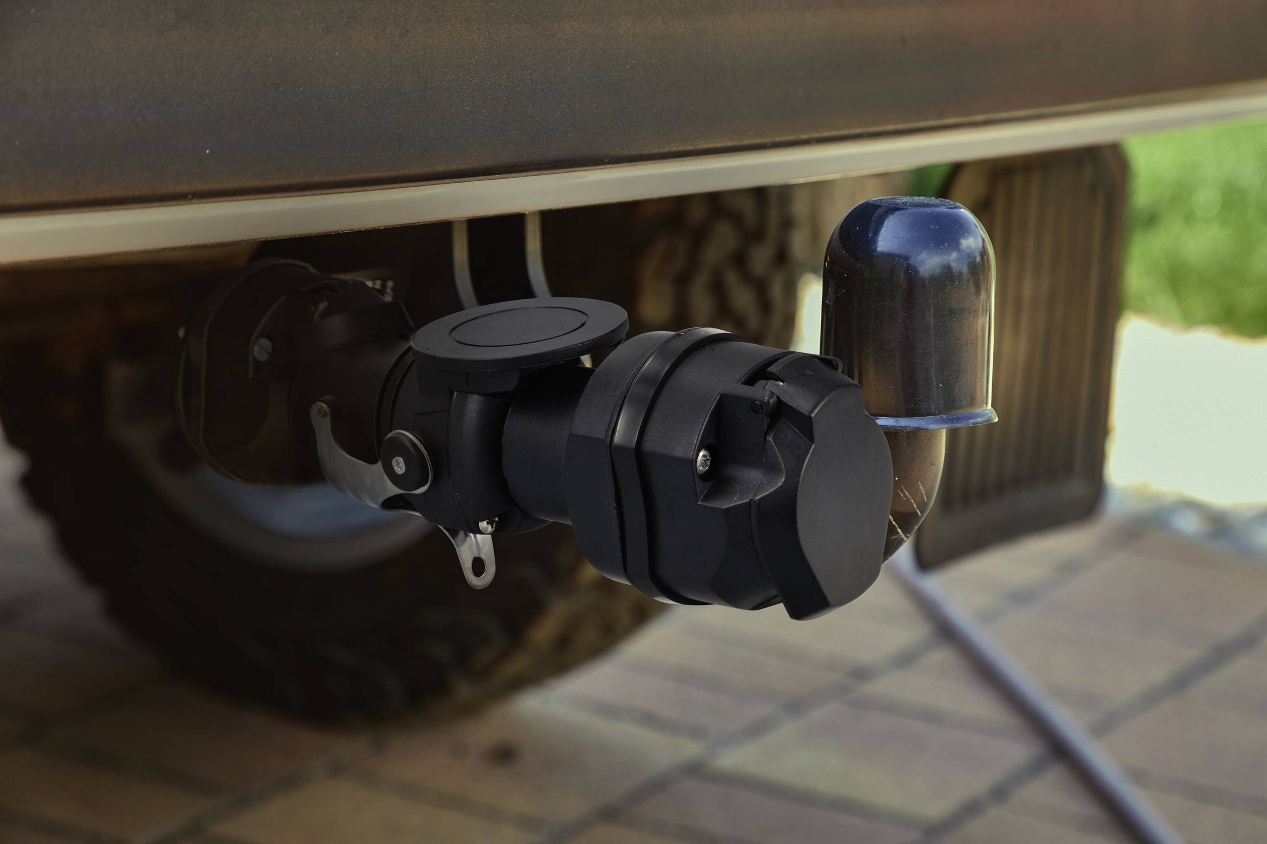 VOLTCRAFT Spannungsreduzierer Stecker 15polig