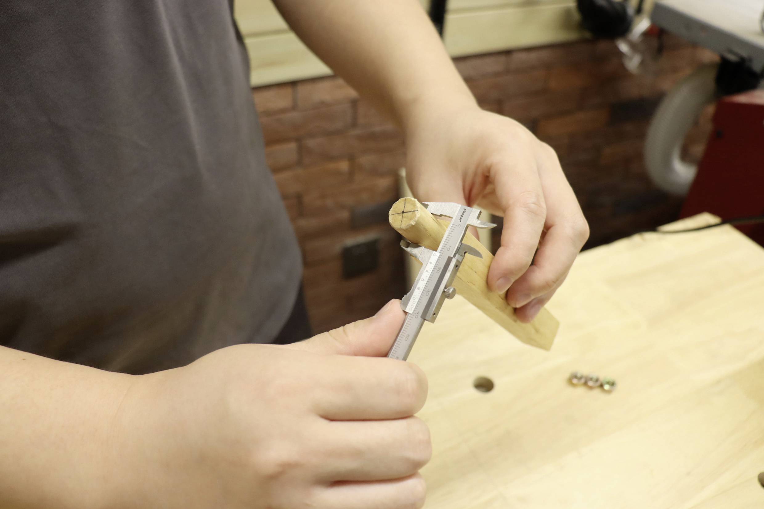 Dasqua 1120-3113 DIN EN 862 Universalmessschieber 70 mm